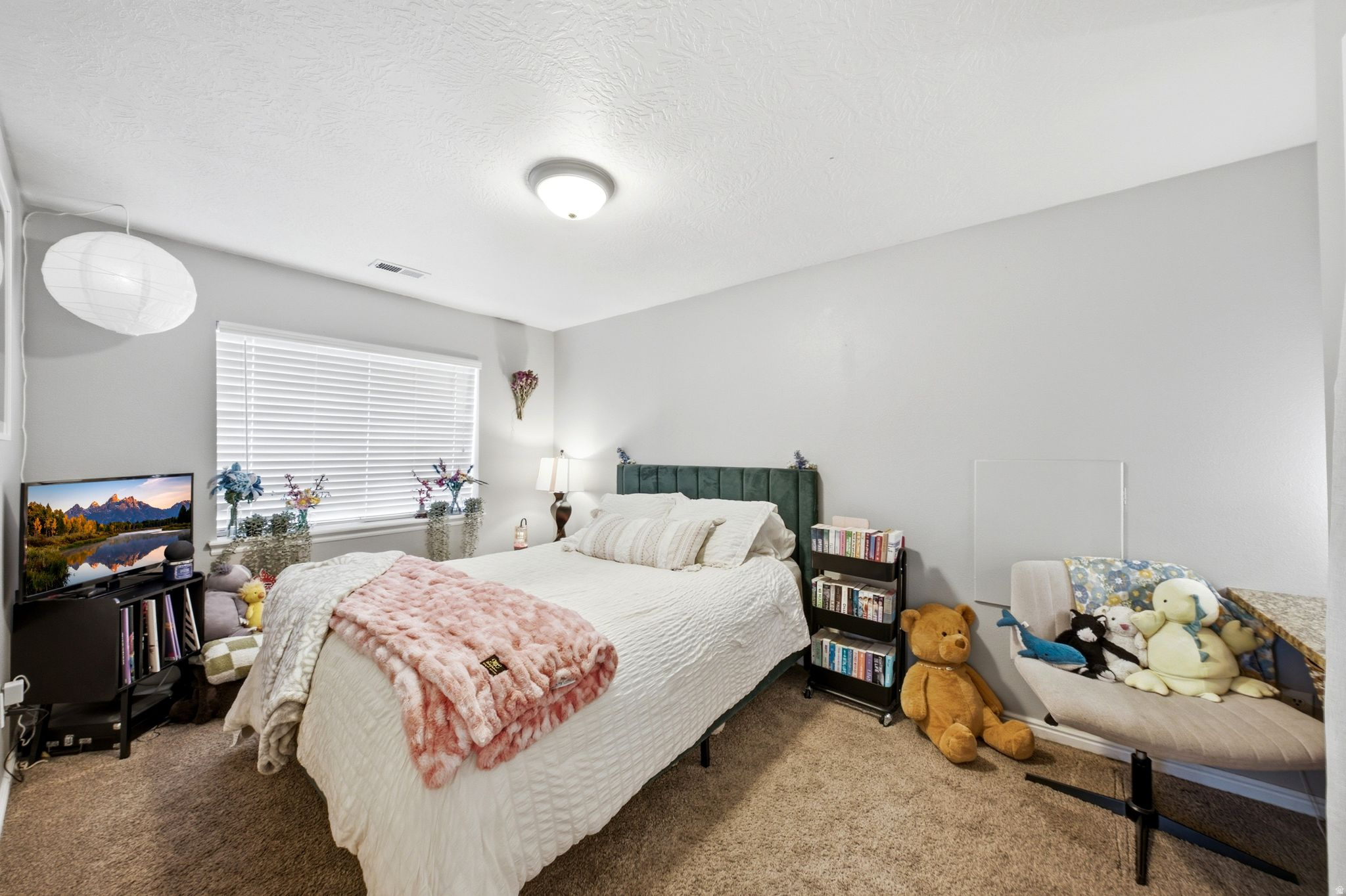 OAKS AT JORDAN HILLS - Residential