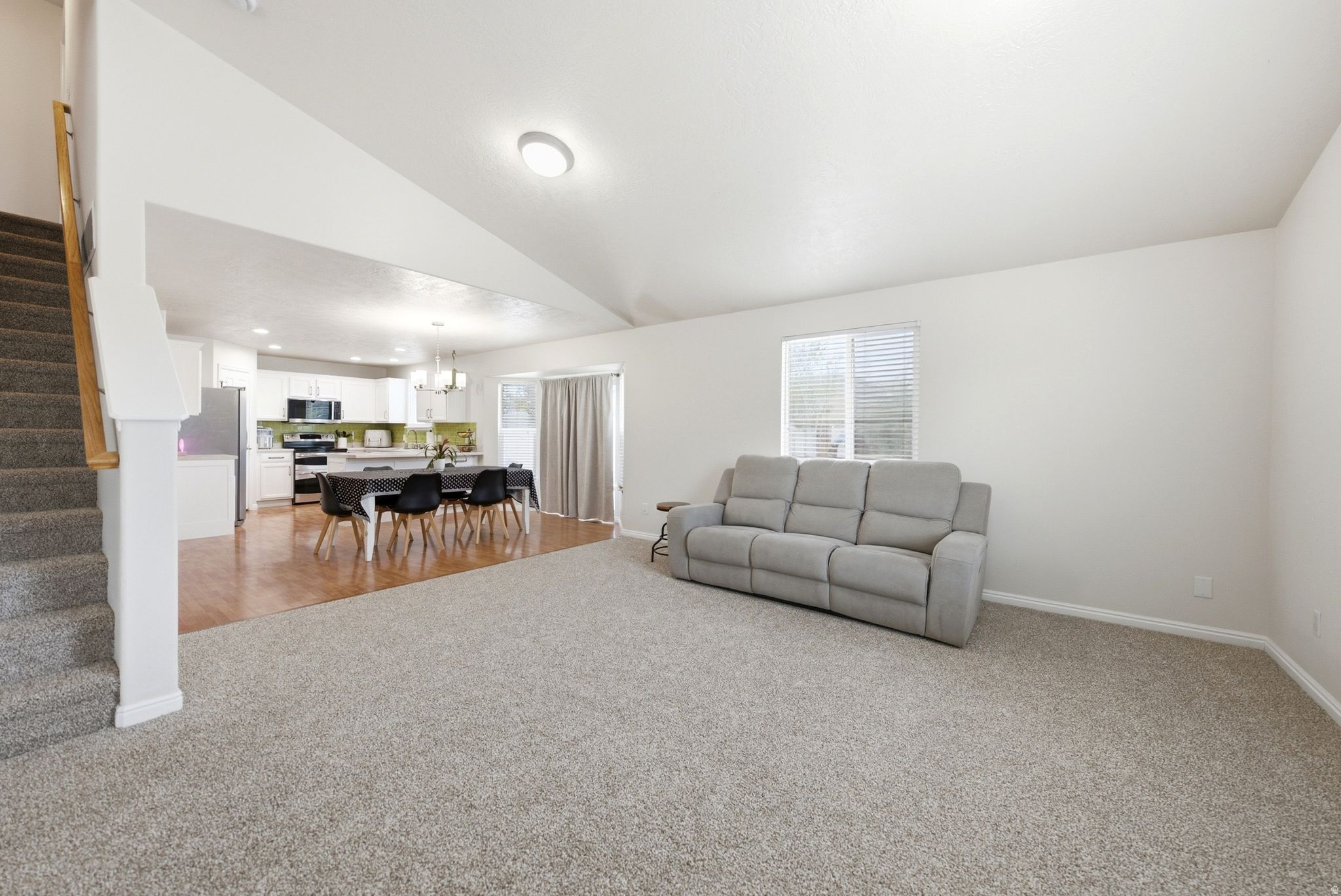OAKS AT JORDAN HILLS - Residential