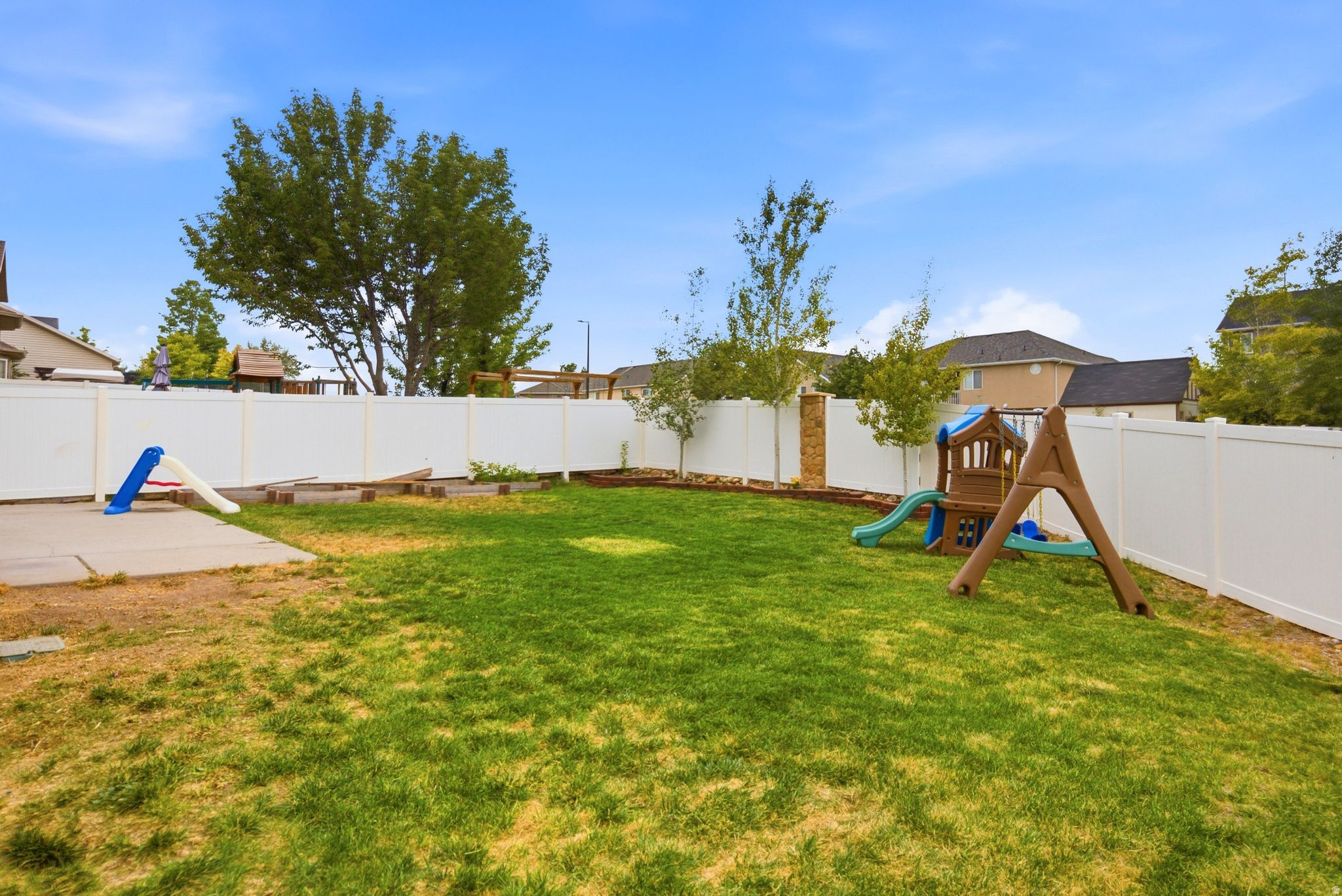 OAKS AT JORDAN HILLS - Residential