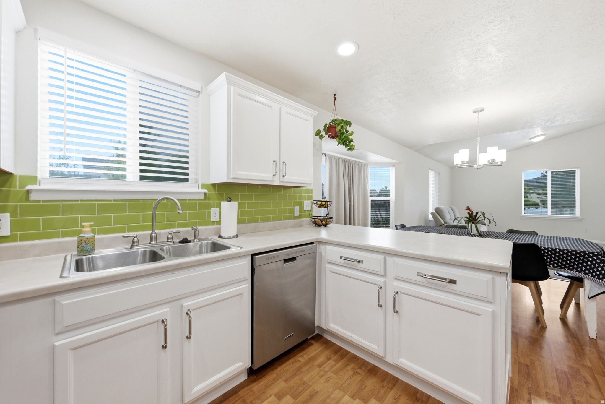 OAKS AT JORDAN HILLS - Residential