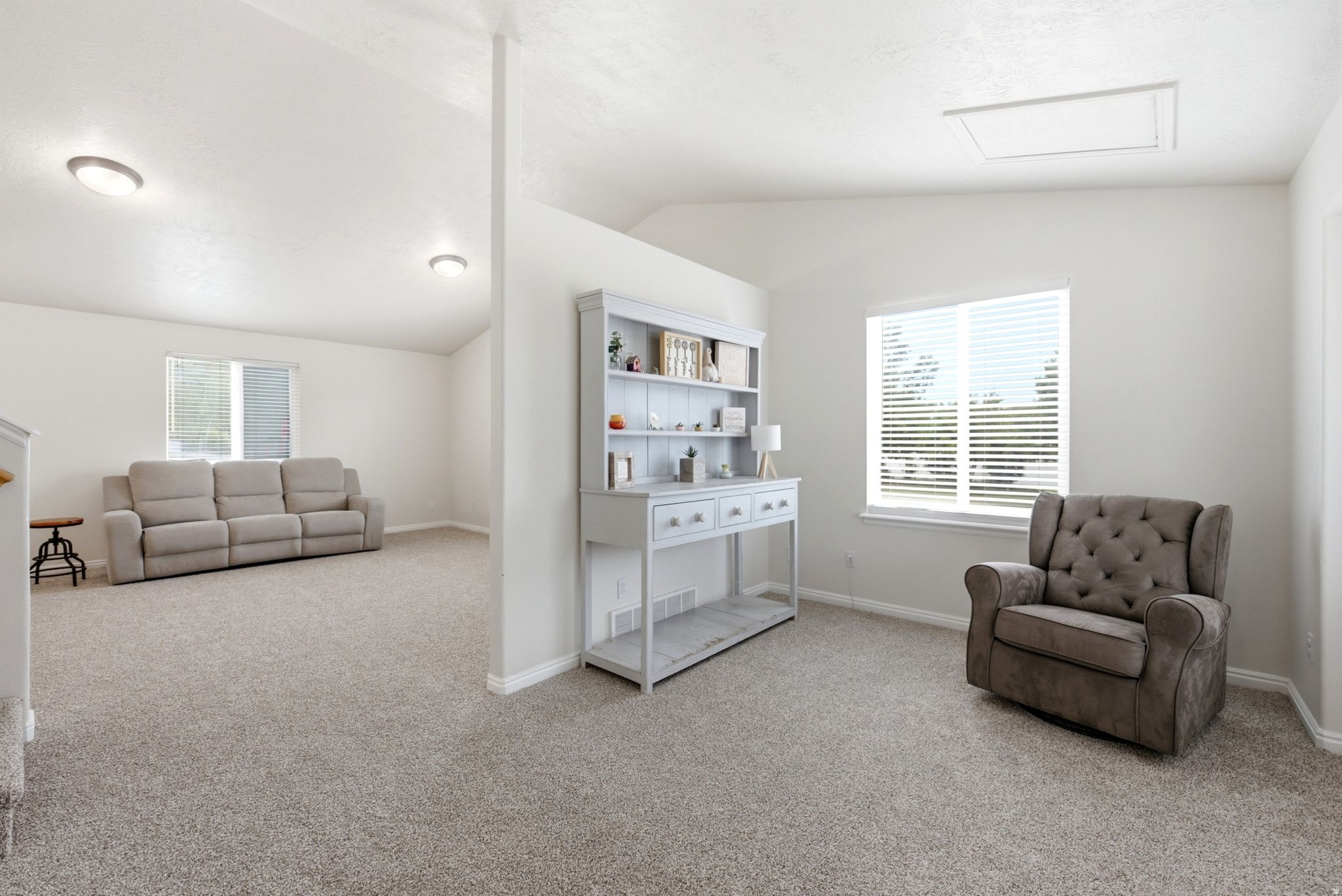 OAKS AT JORDAN HILLS - Residential
