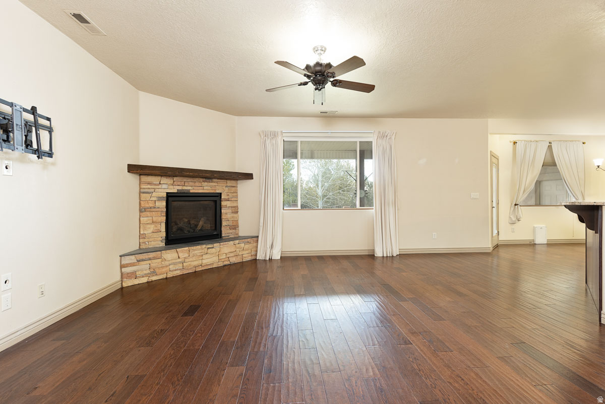 VALLEY HEIGHTS ESTATES - Residential