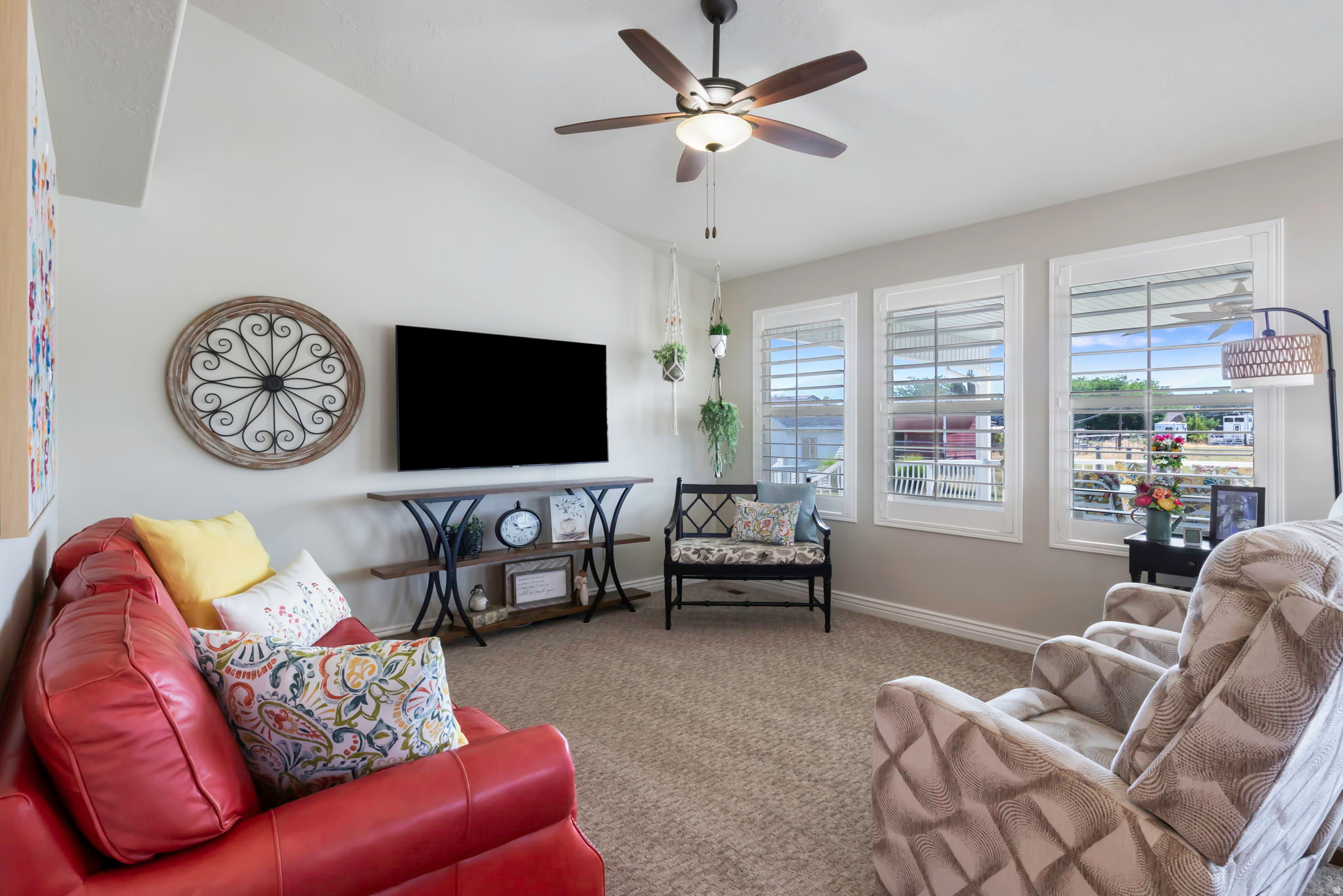 HUCKLEBERRY - Residential