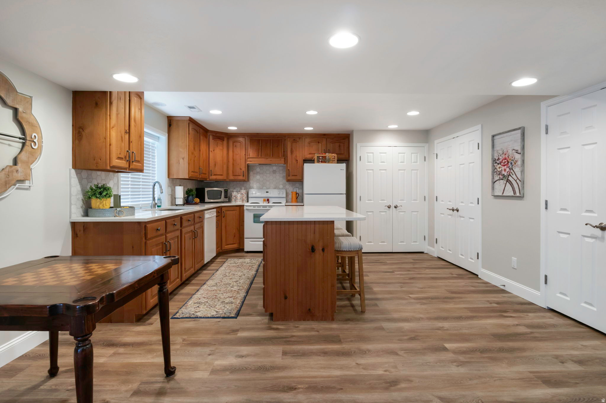 HUCKLEBERRY - Residential