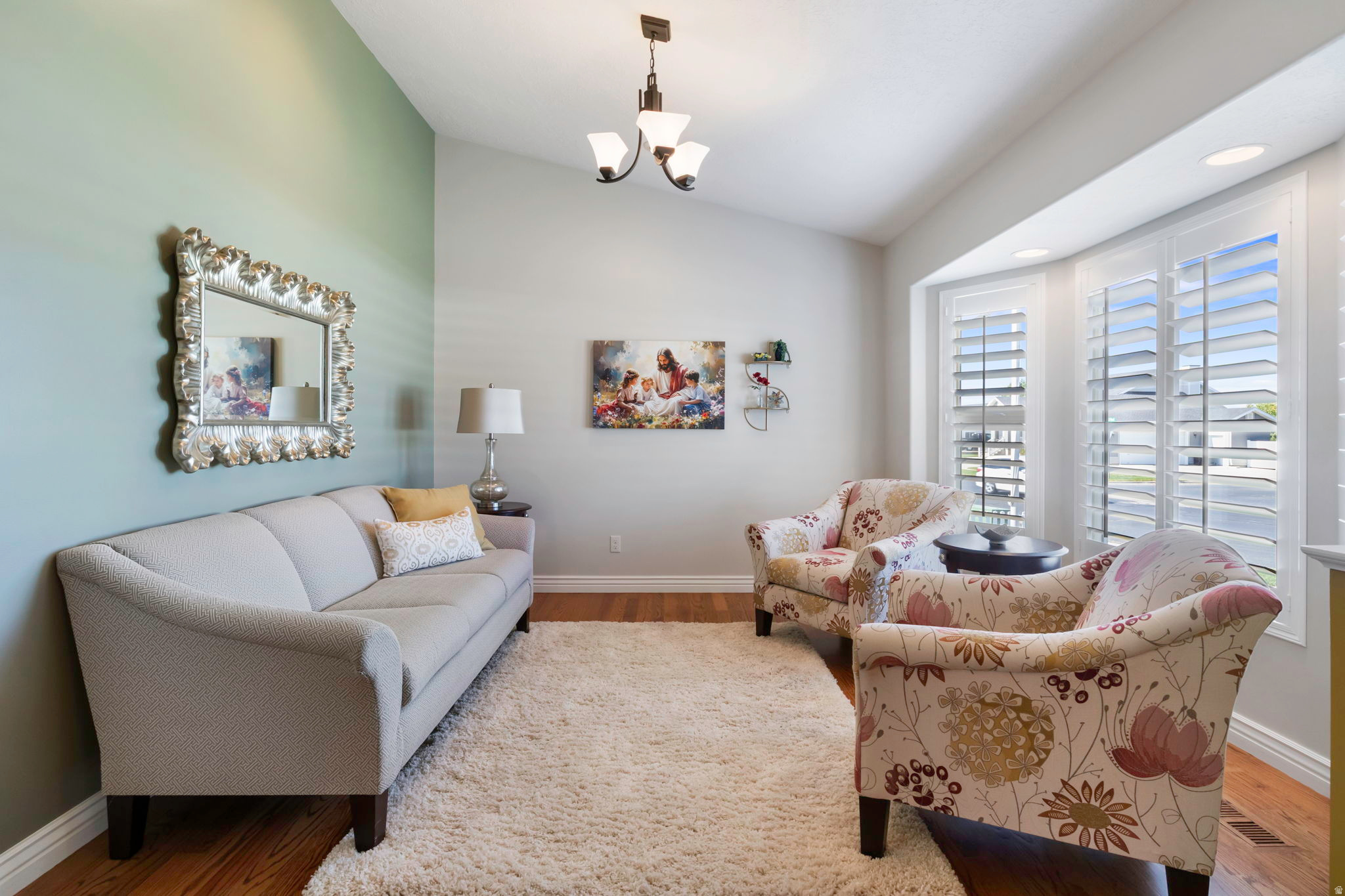 HUCKLEBERRY - Residential