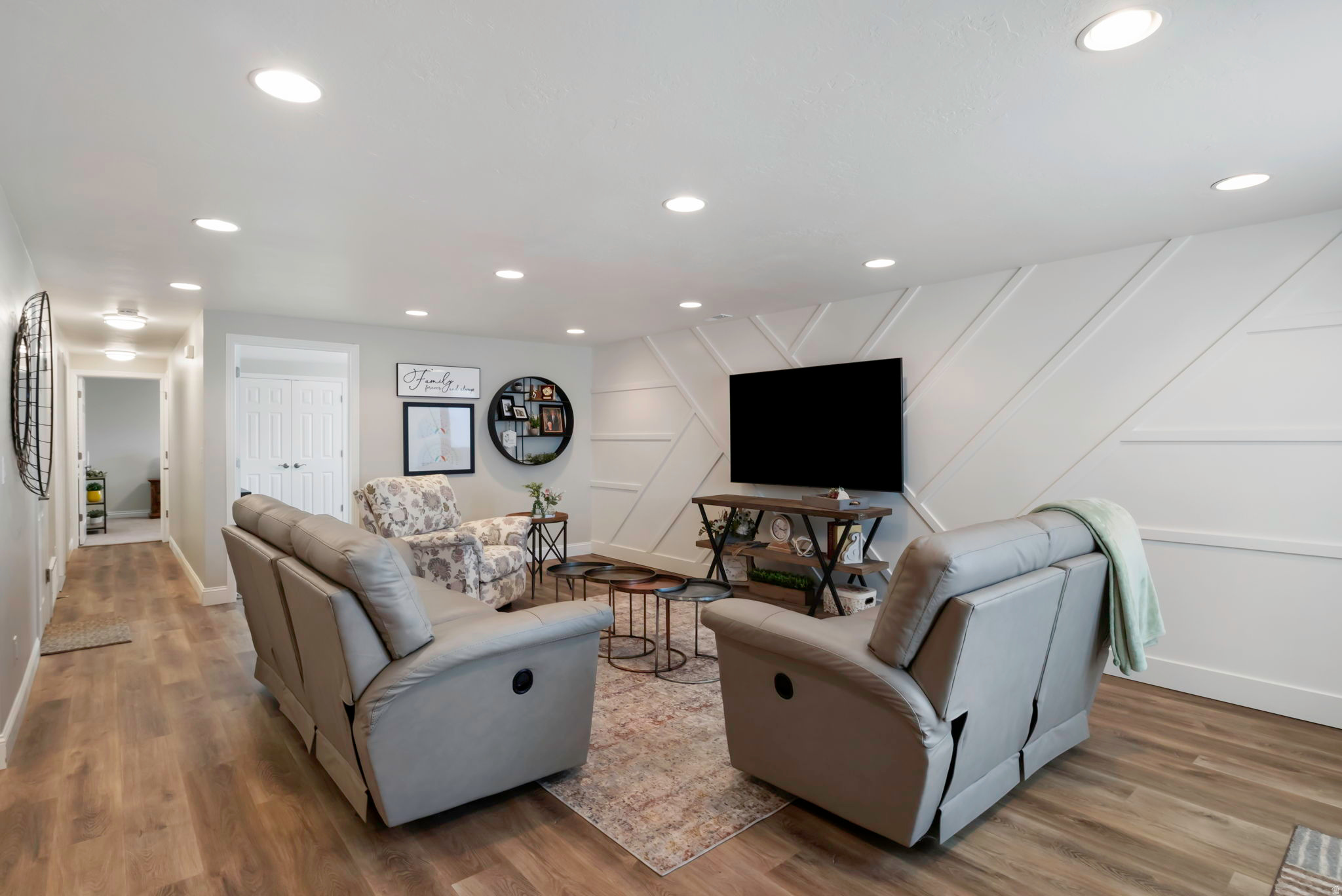HUCKLEBERRY - Residential