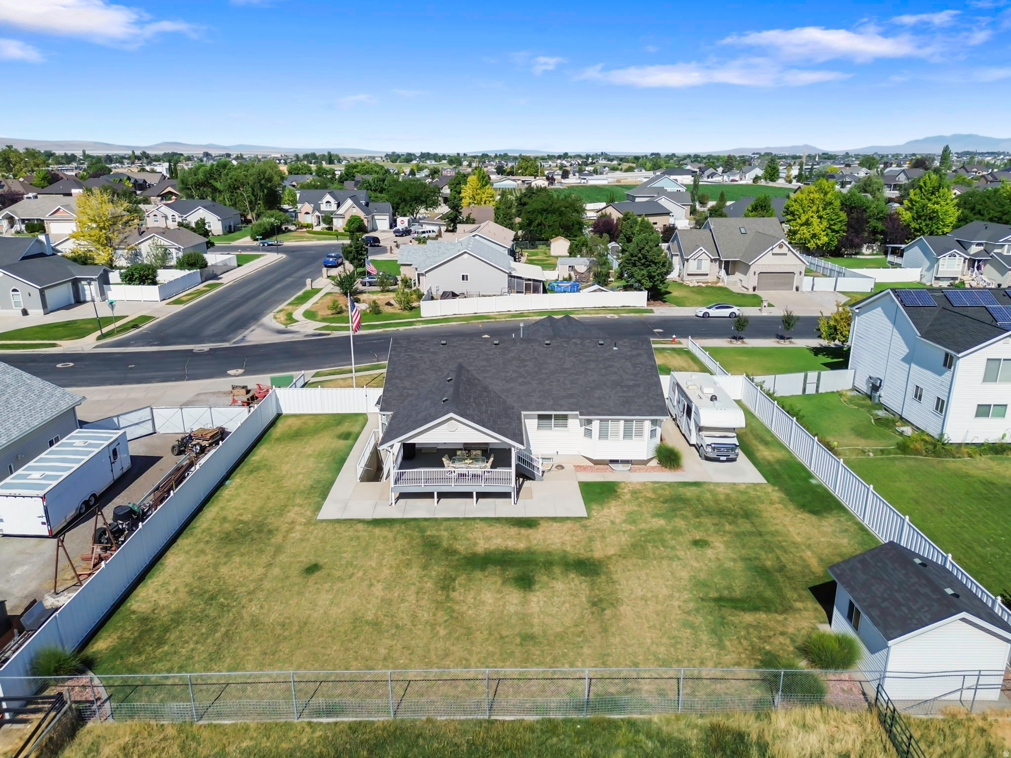HUCKLEBERRY - Residential