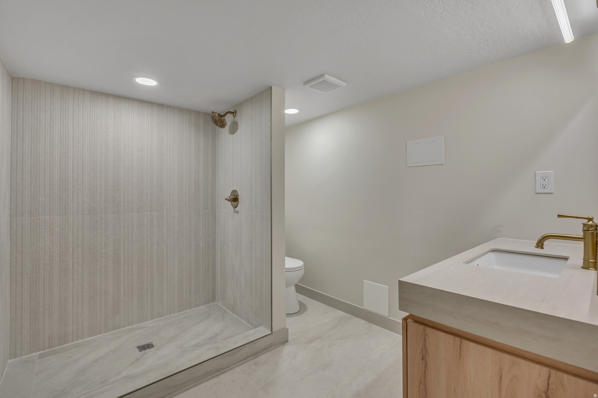 AVENUES - Residential