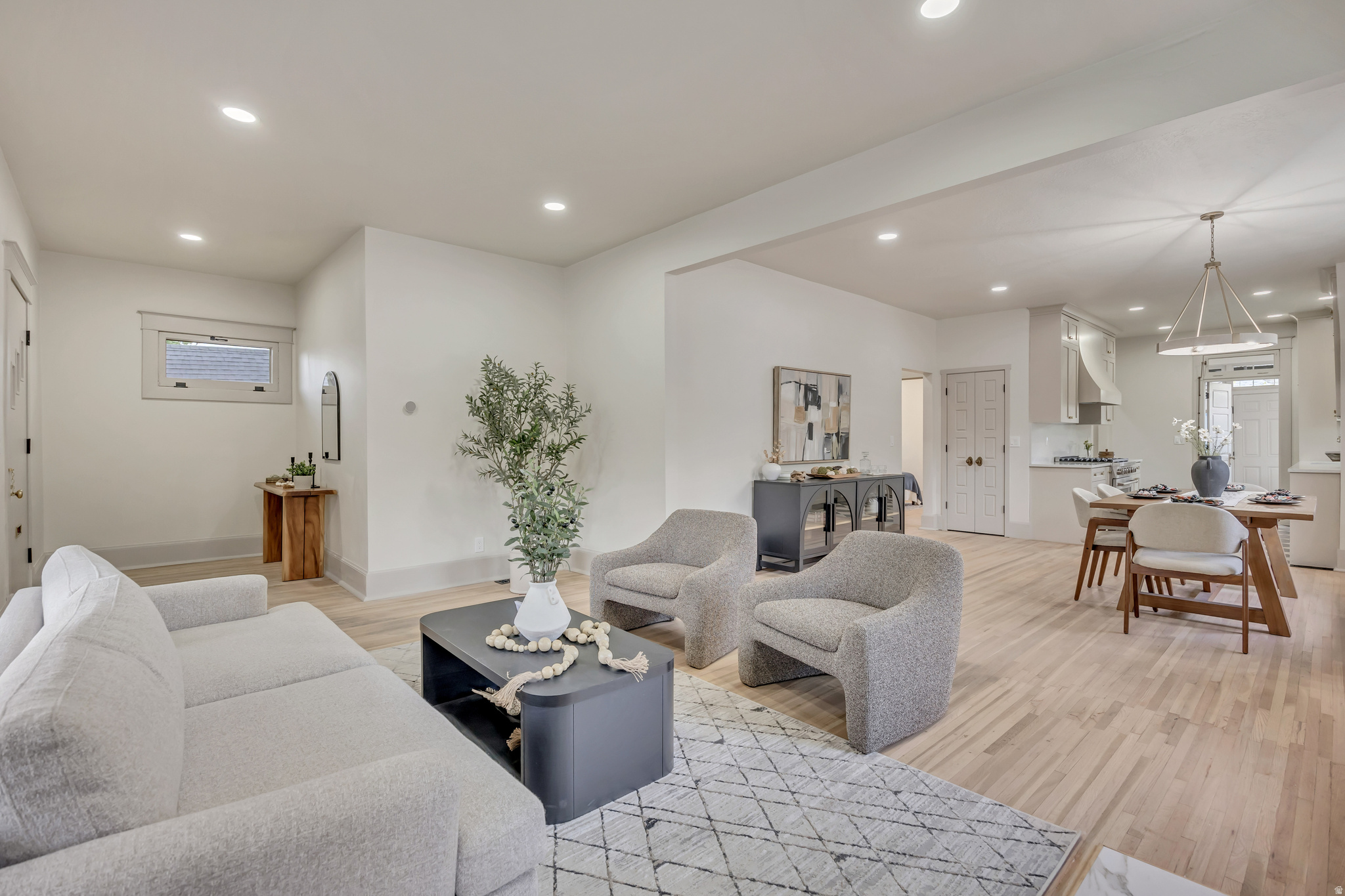 AVENUES - Residential