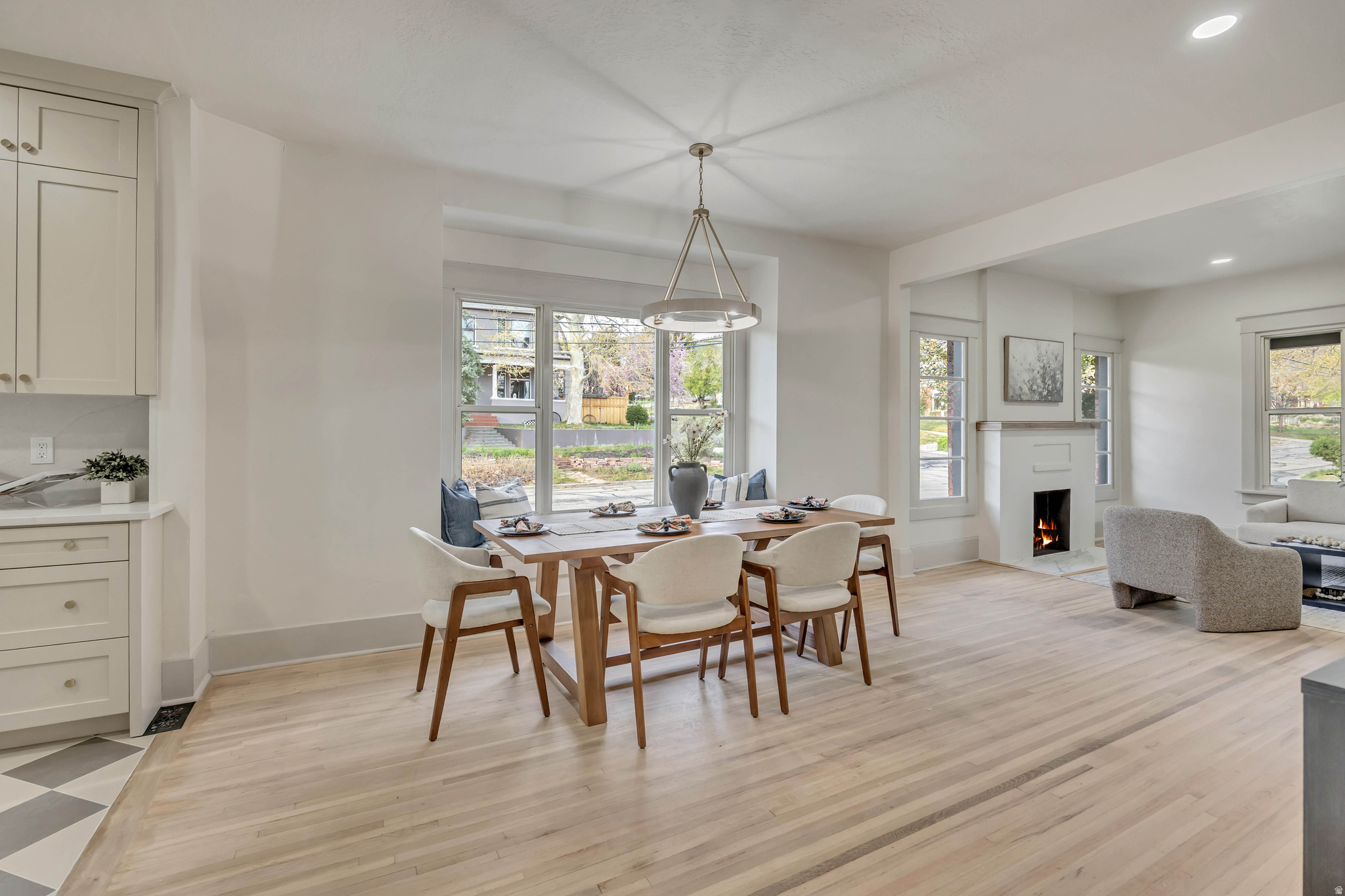 AVENUES - Residential