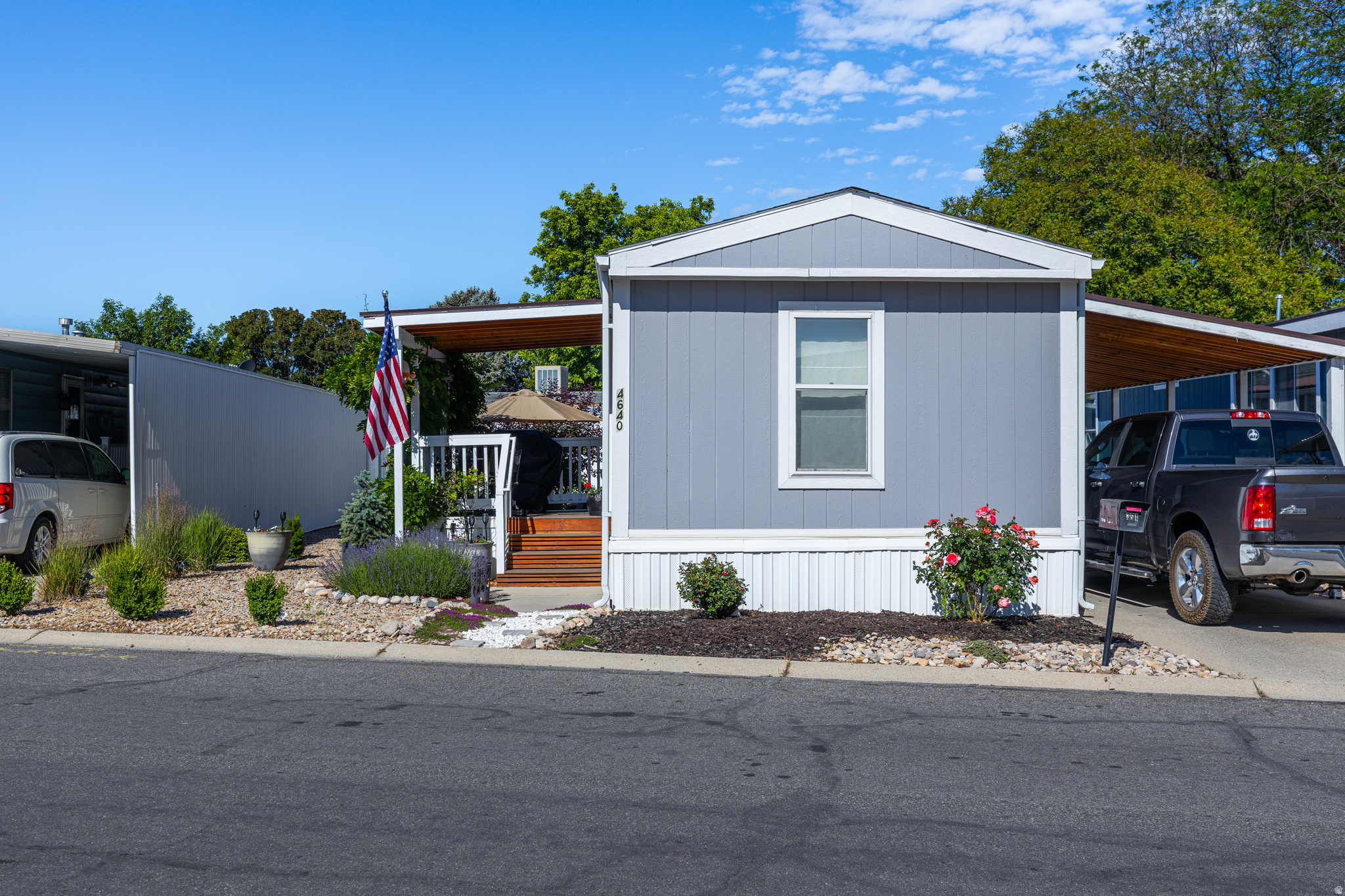 MAJESTIC MEADOWS - Residential