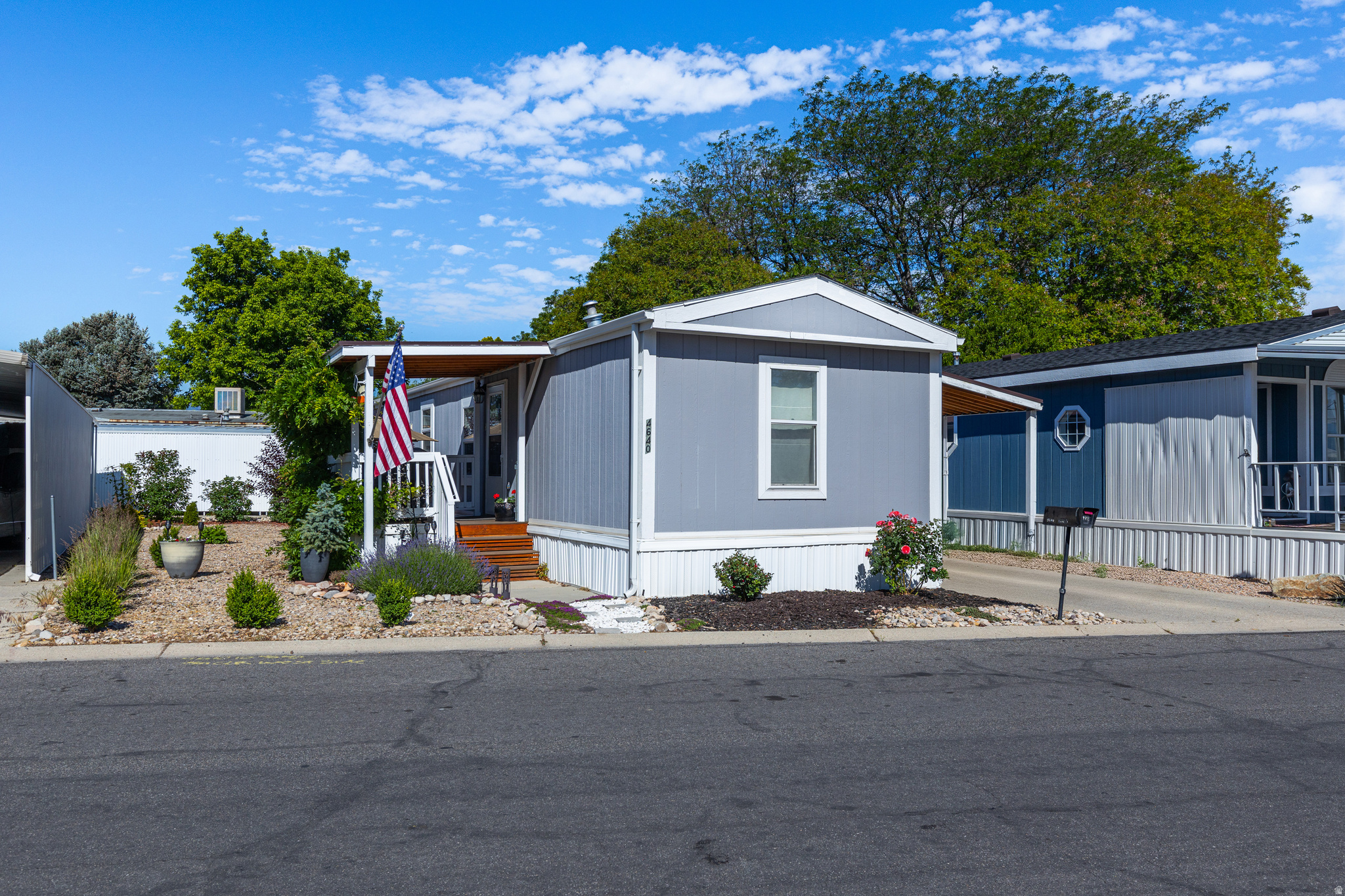 MAJESTIC MEADOWS - Residential