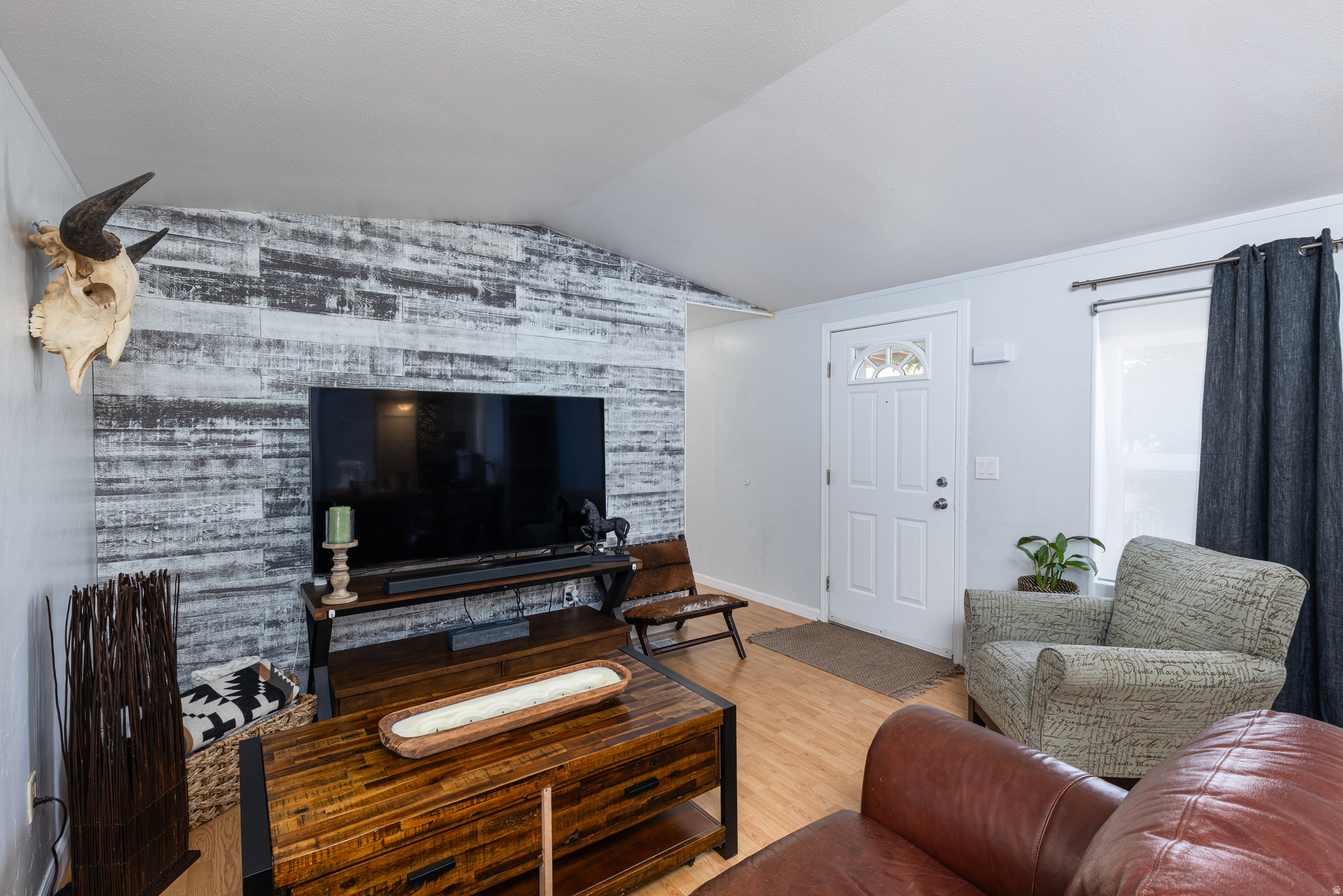 MAJESTIC MEADOWS - Residential