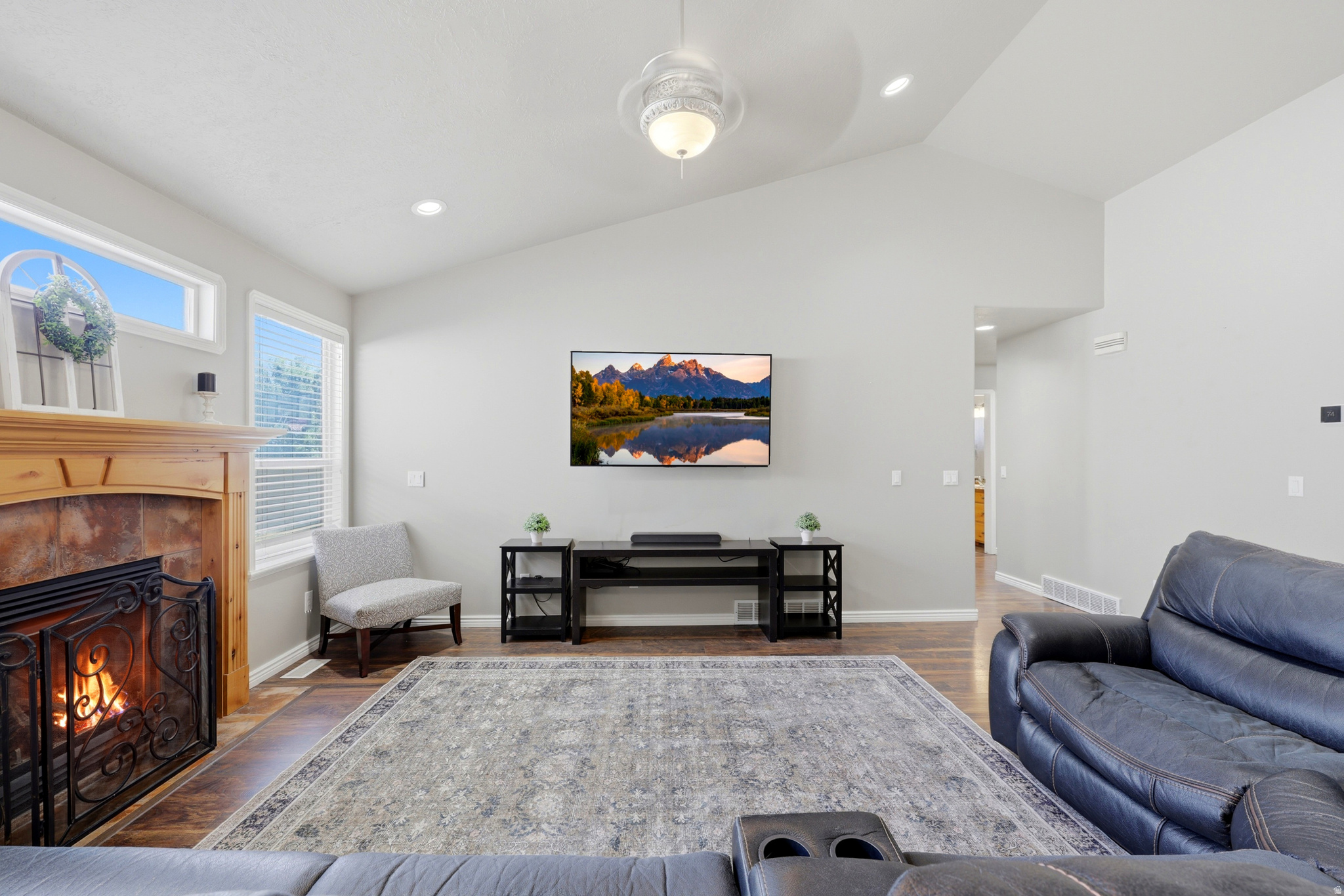 RIVER GLEN - Residential