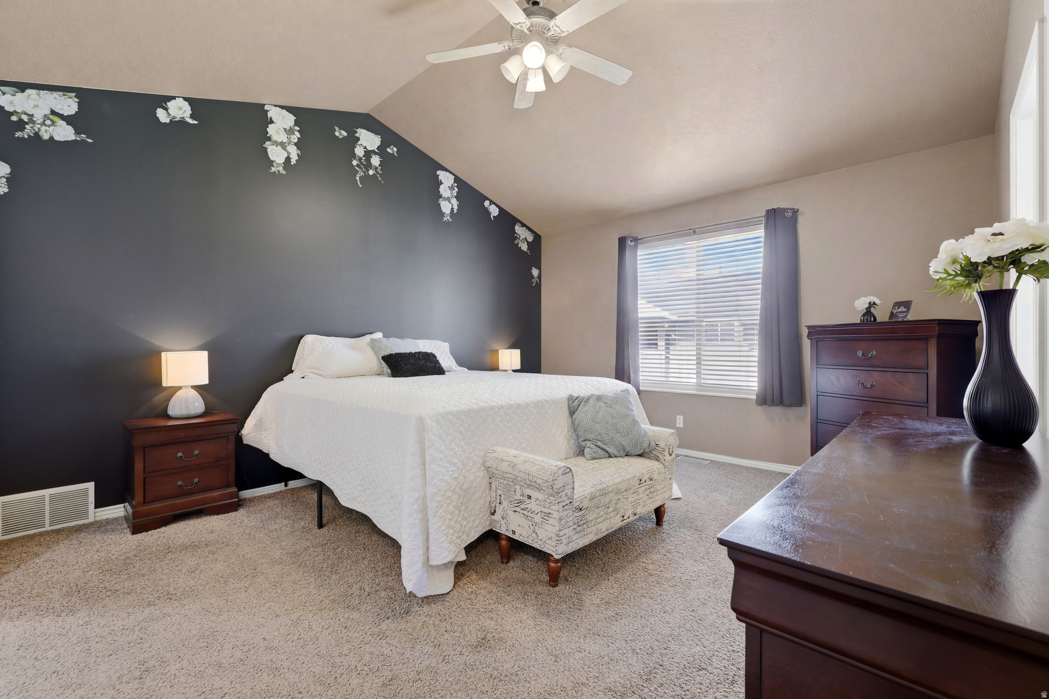 RIVER GLEN - Residential