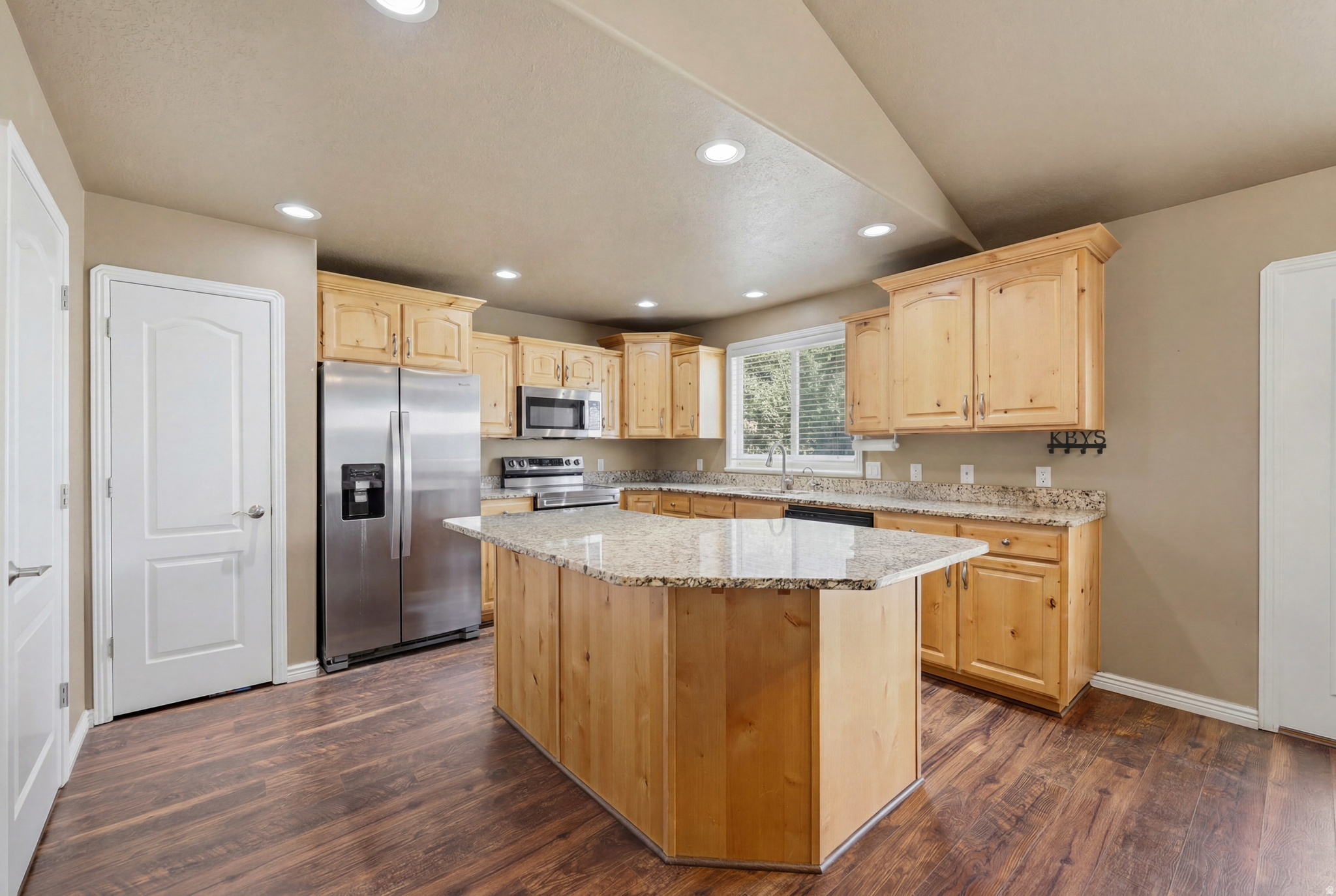 RIVER GLEN - Residential