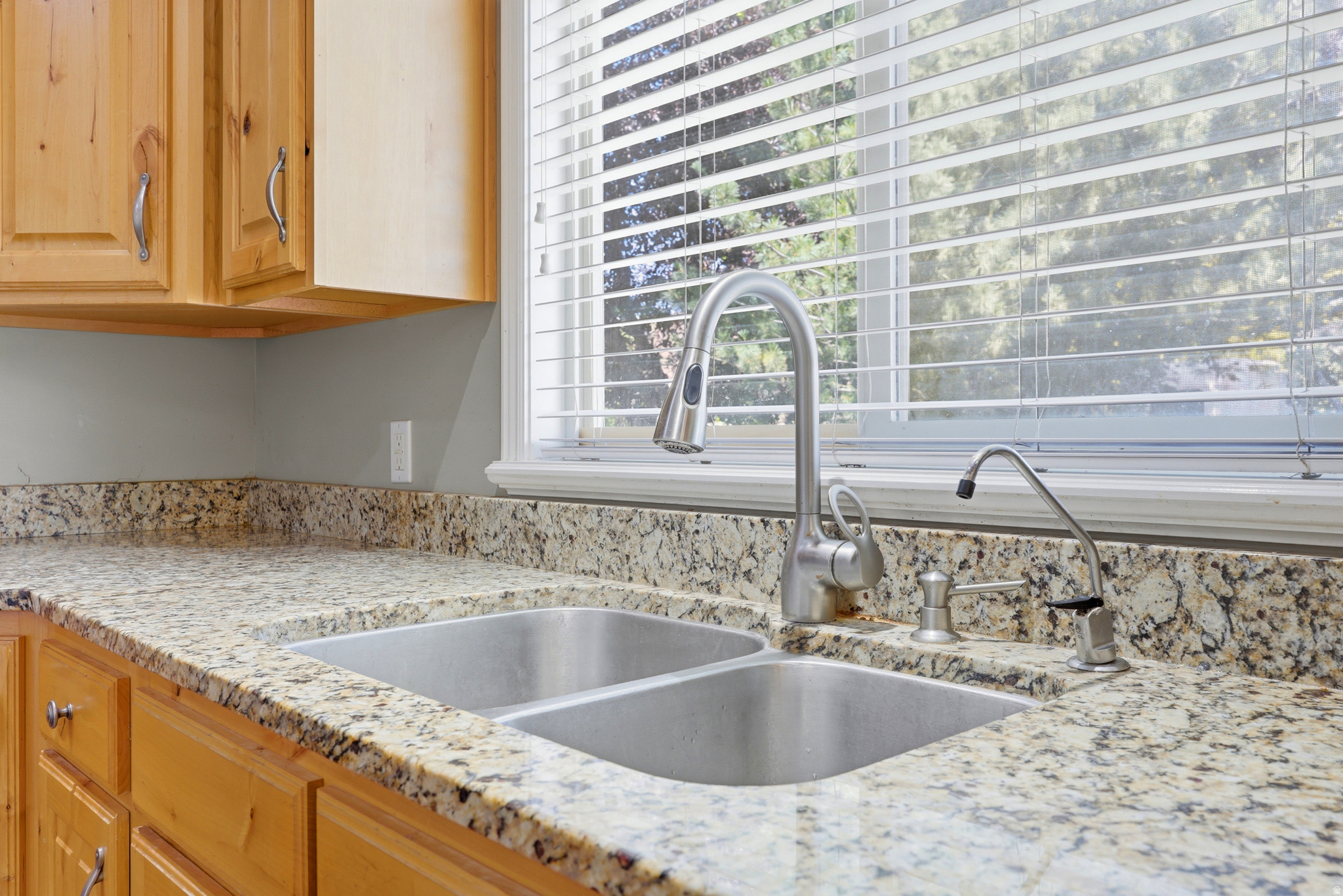 RIVER GLEN - Residential