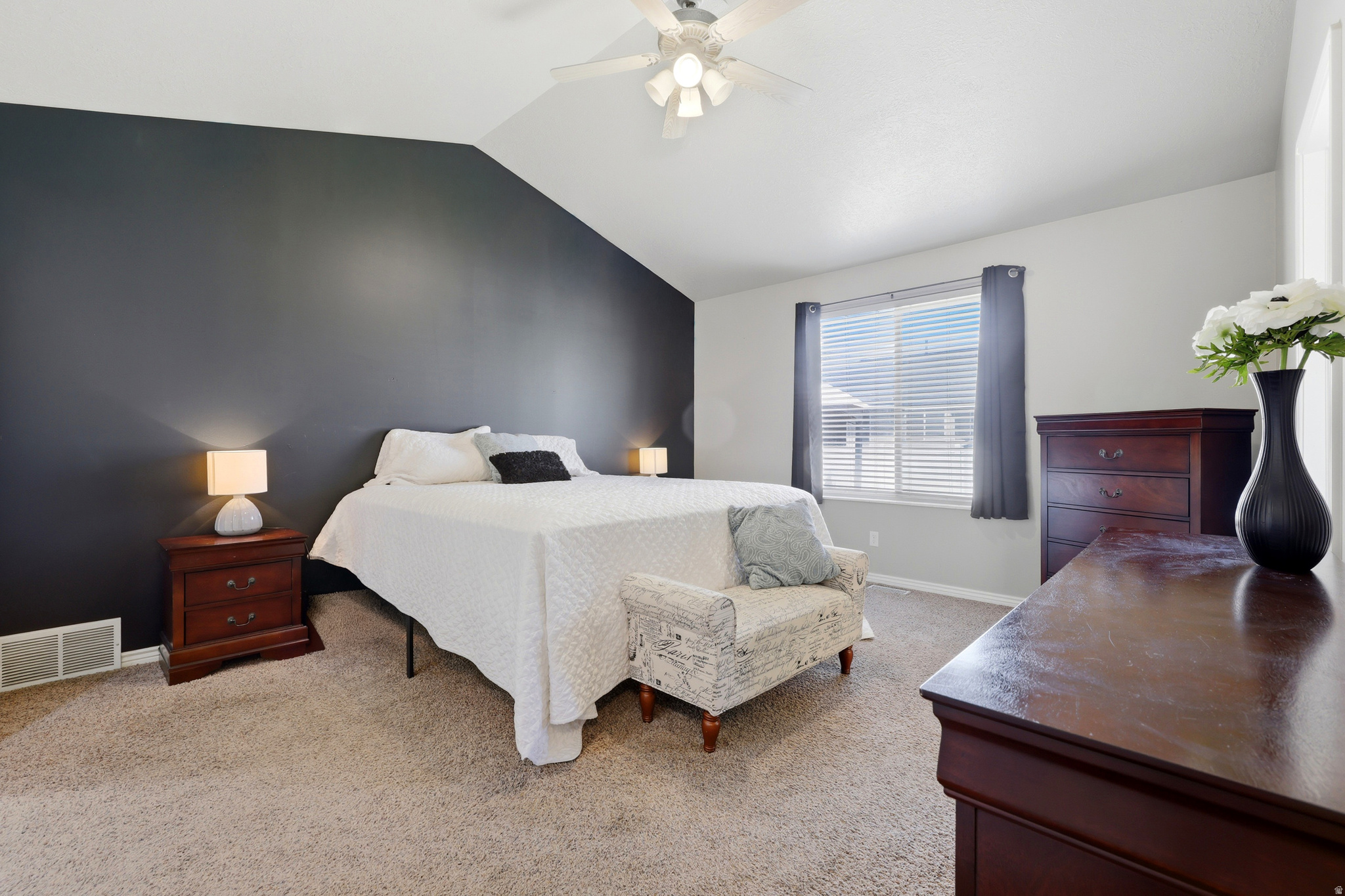 RIVER GLEN - Residential