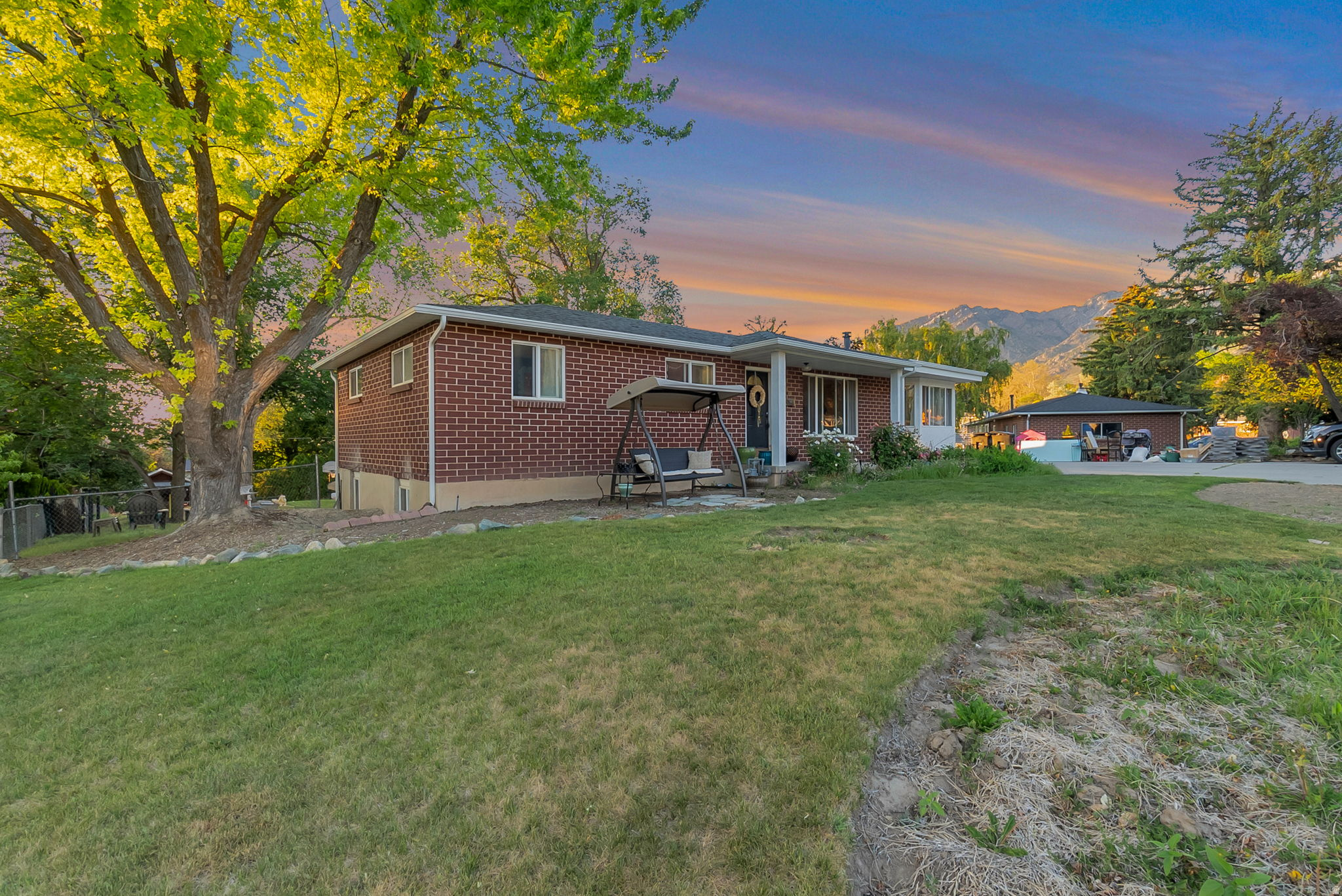 STEFFENSEN HEIGHTS S - Residential