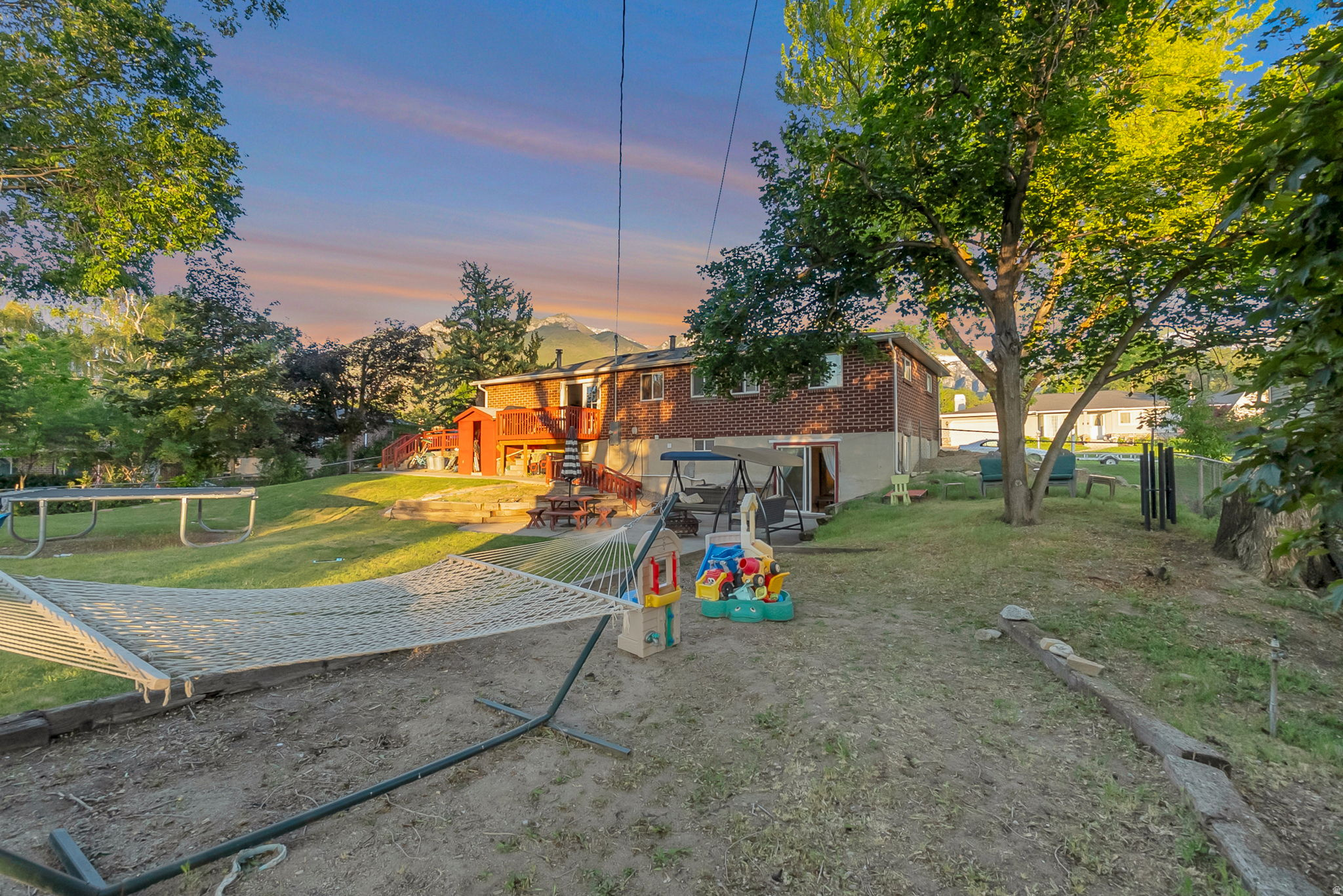 STEFFENSEN HEIGHTS S - Residential