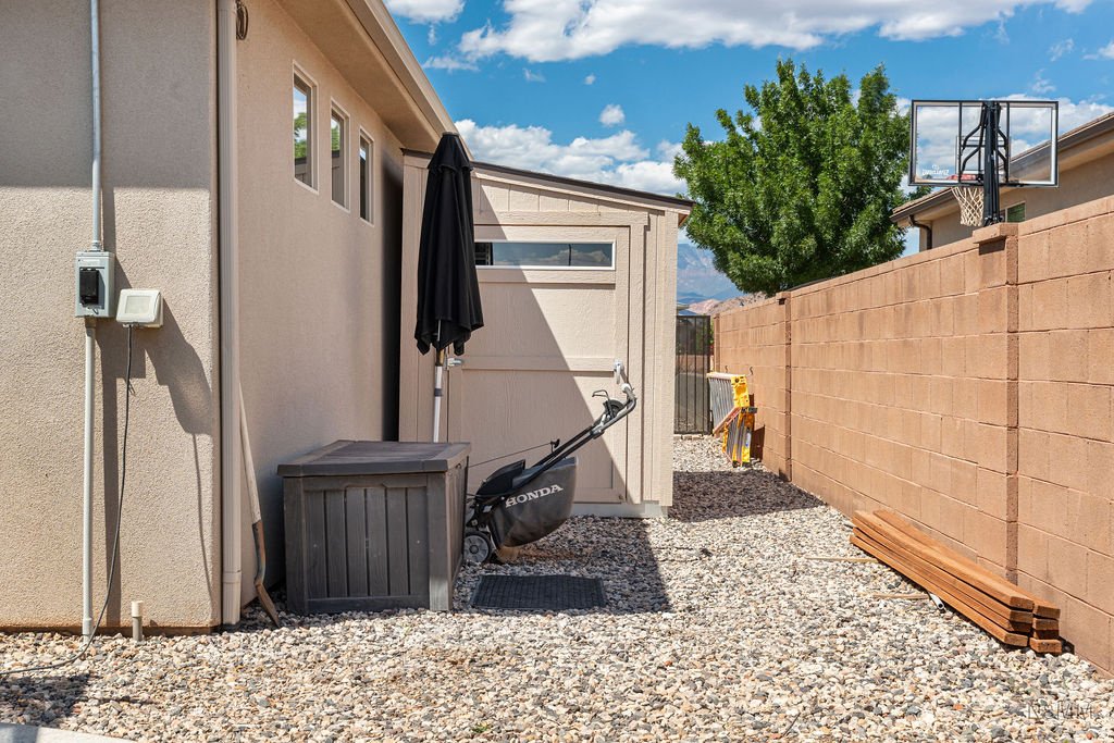 ROADRUNNER RIDGE PH 2 - Residential