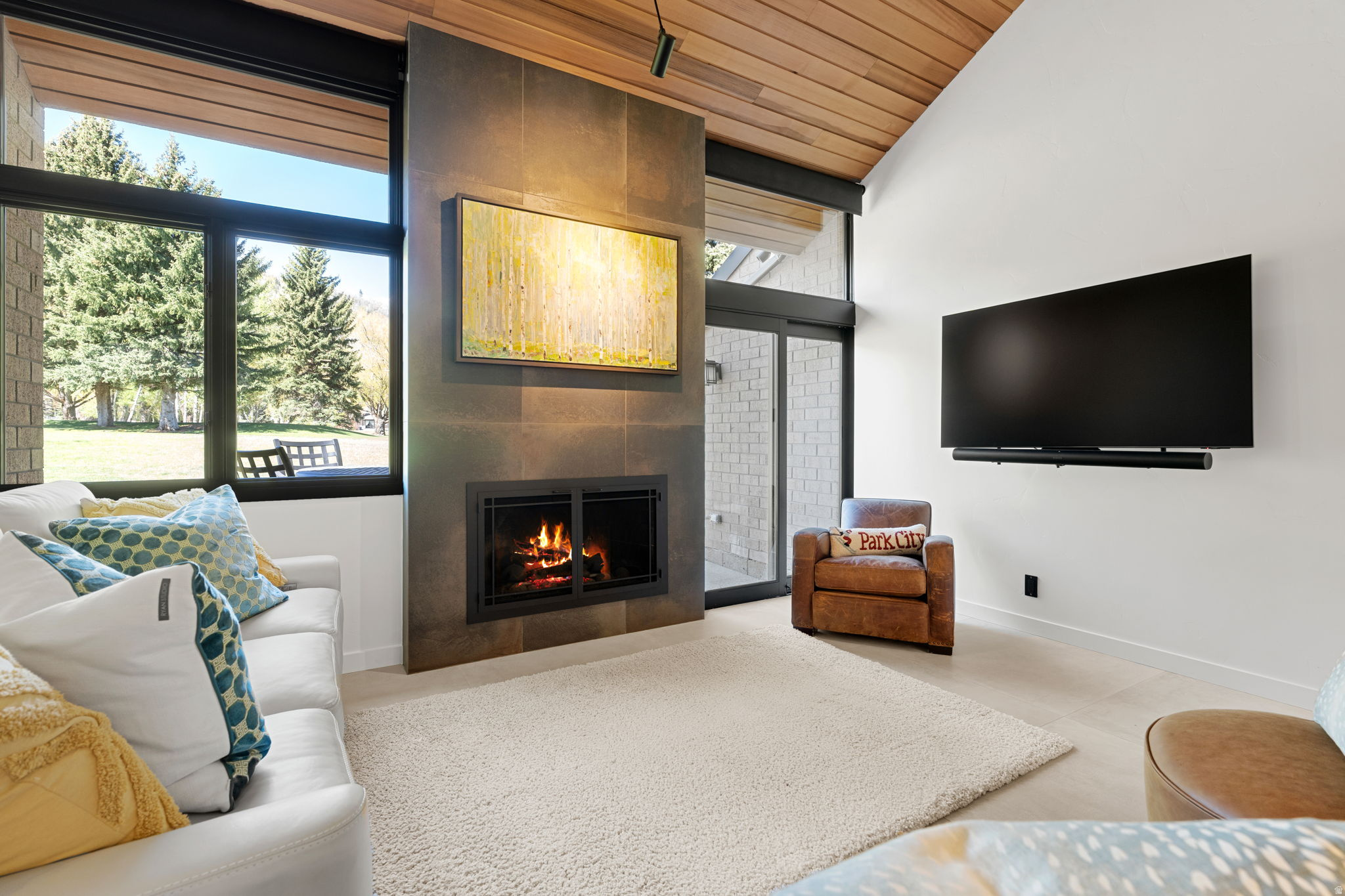 PARK AVE CONDOS - Residential