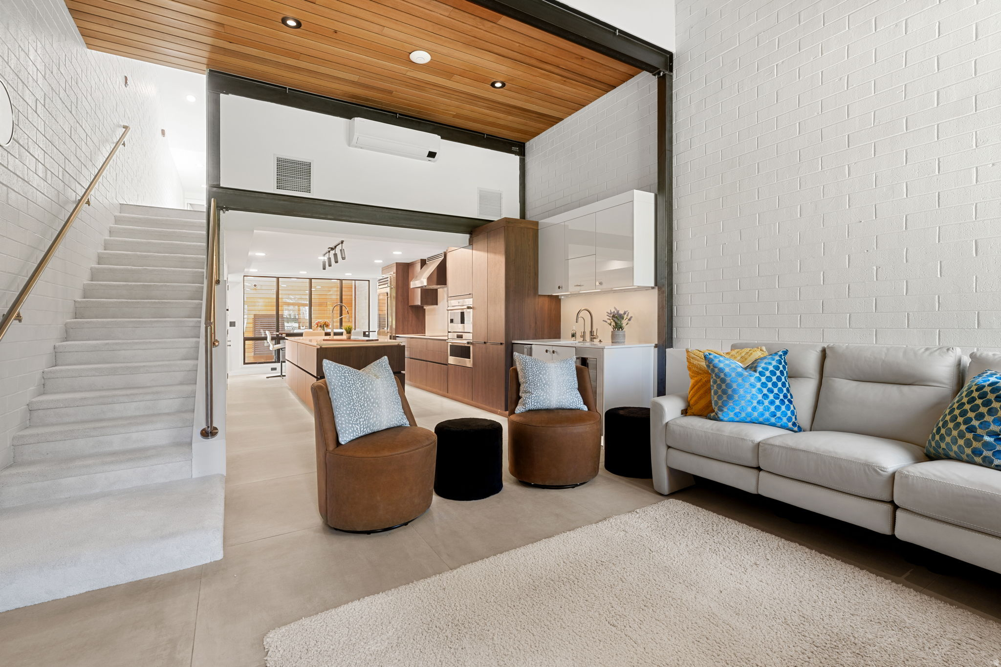 PARK AVE CONDOS - Residential