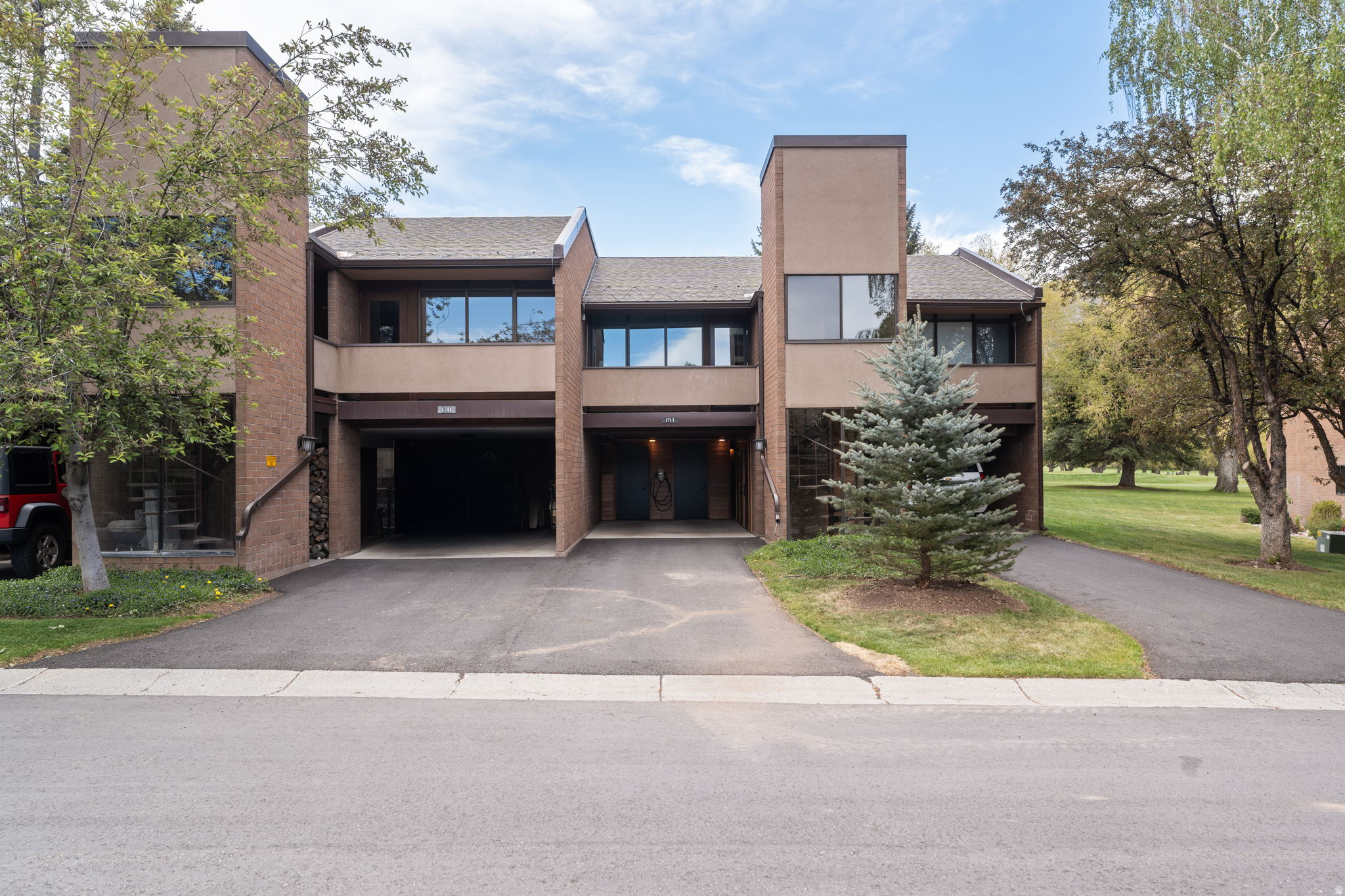 PARK AVE CONDOS - Residential