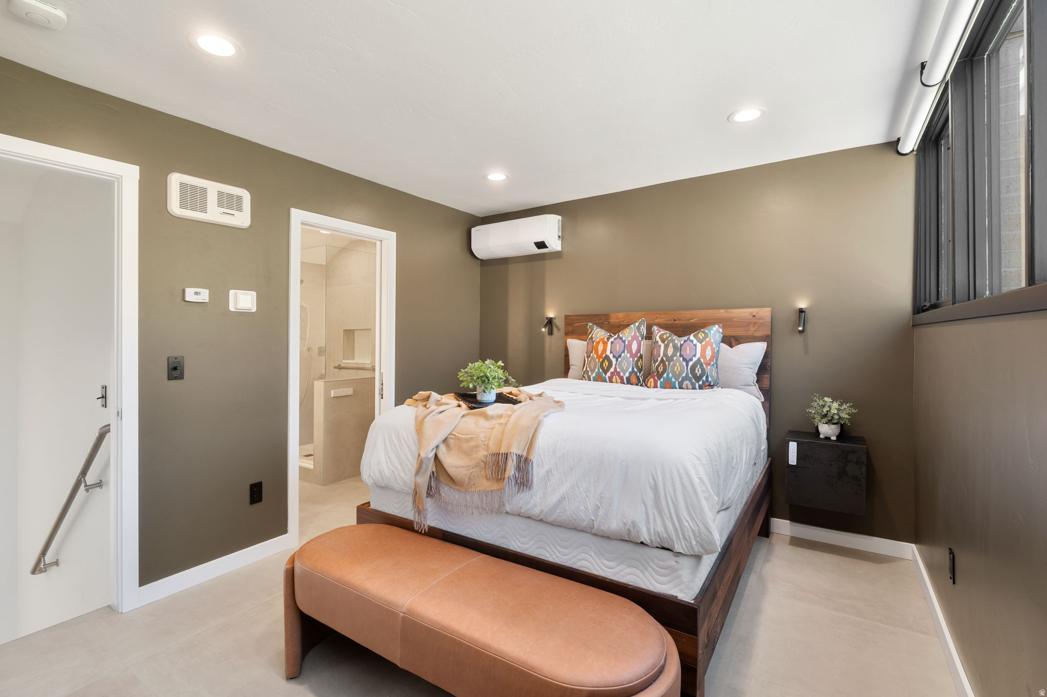 PARK AVE CONDOS - Residential