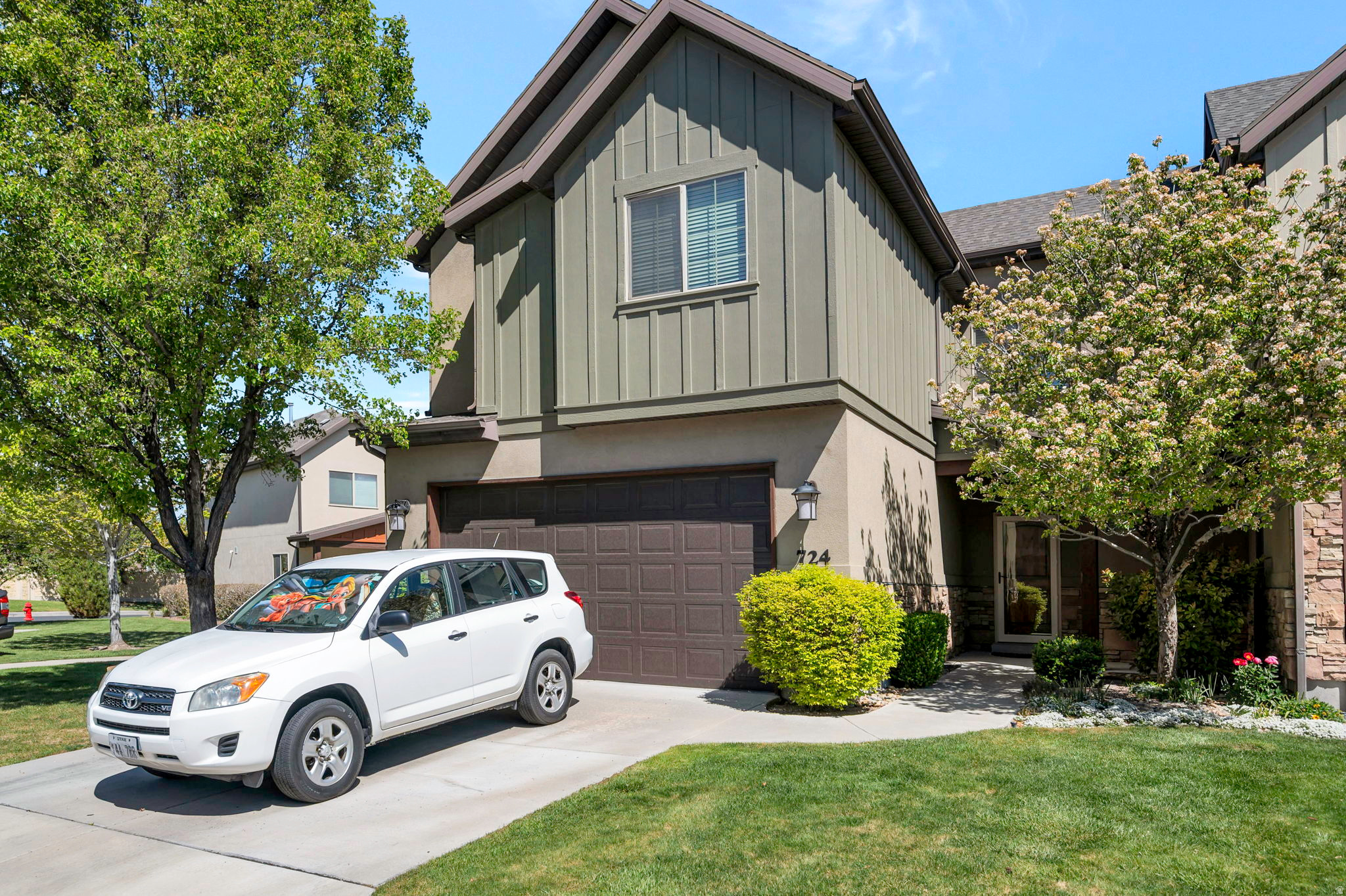 You will not want to pass on this immaculate town home in a prime location. Did I mention it was an end unit? This home features an open concept. The family room with vaulted ceilings is off the kitchen with granite countertops and dining area. Upstairs you will find 3 bedrooms and a computer area. The Primary bedroom has a walk in closet, separate tub and shower and double sinks. One of the secondary bedrooms also has a large walk in closet. Enjoy the covered patio that opens to endless greenspace.