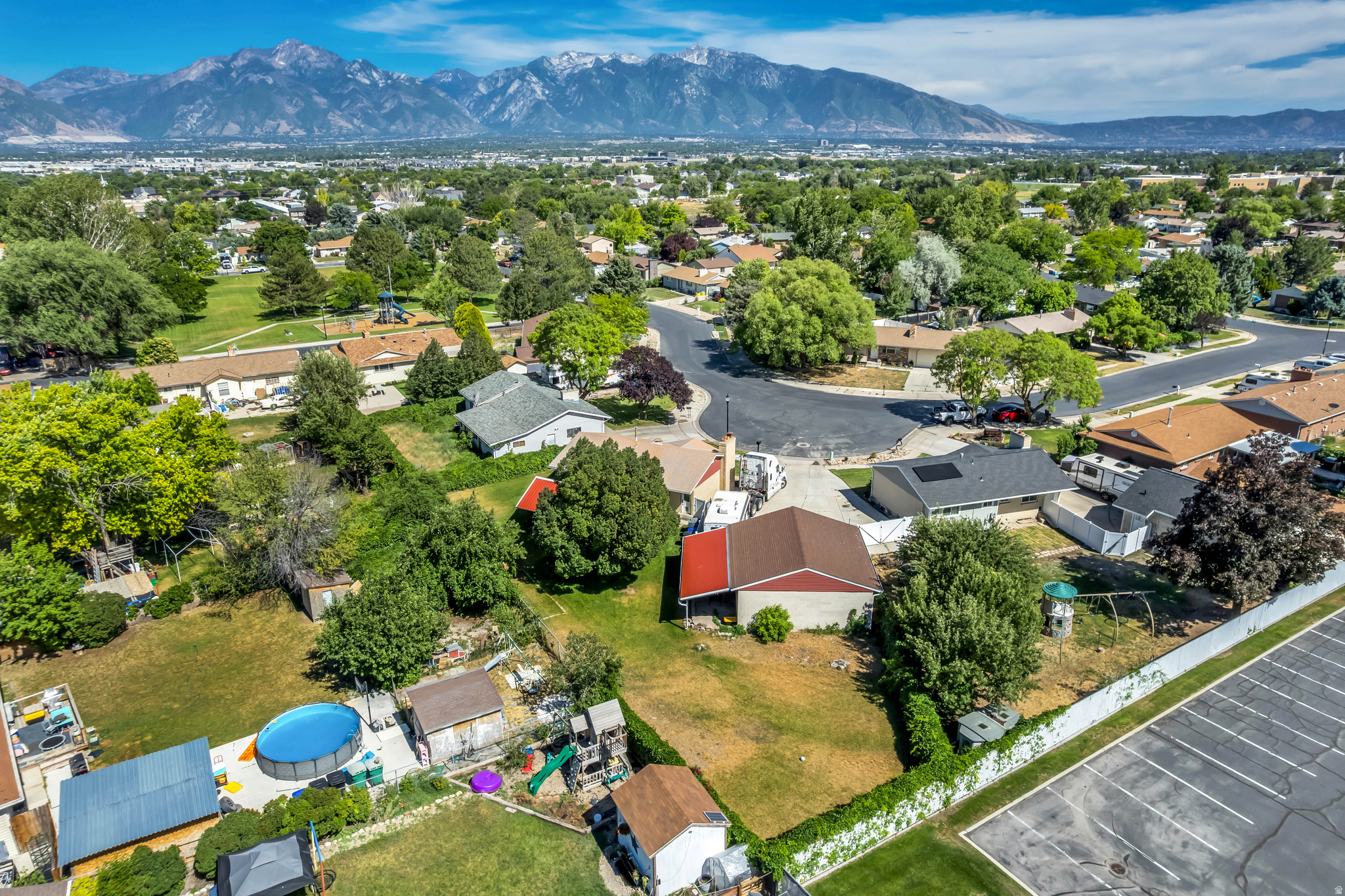 CAMELOT - Residential