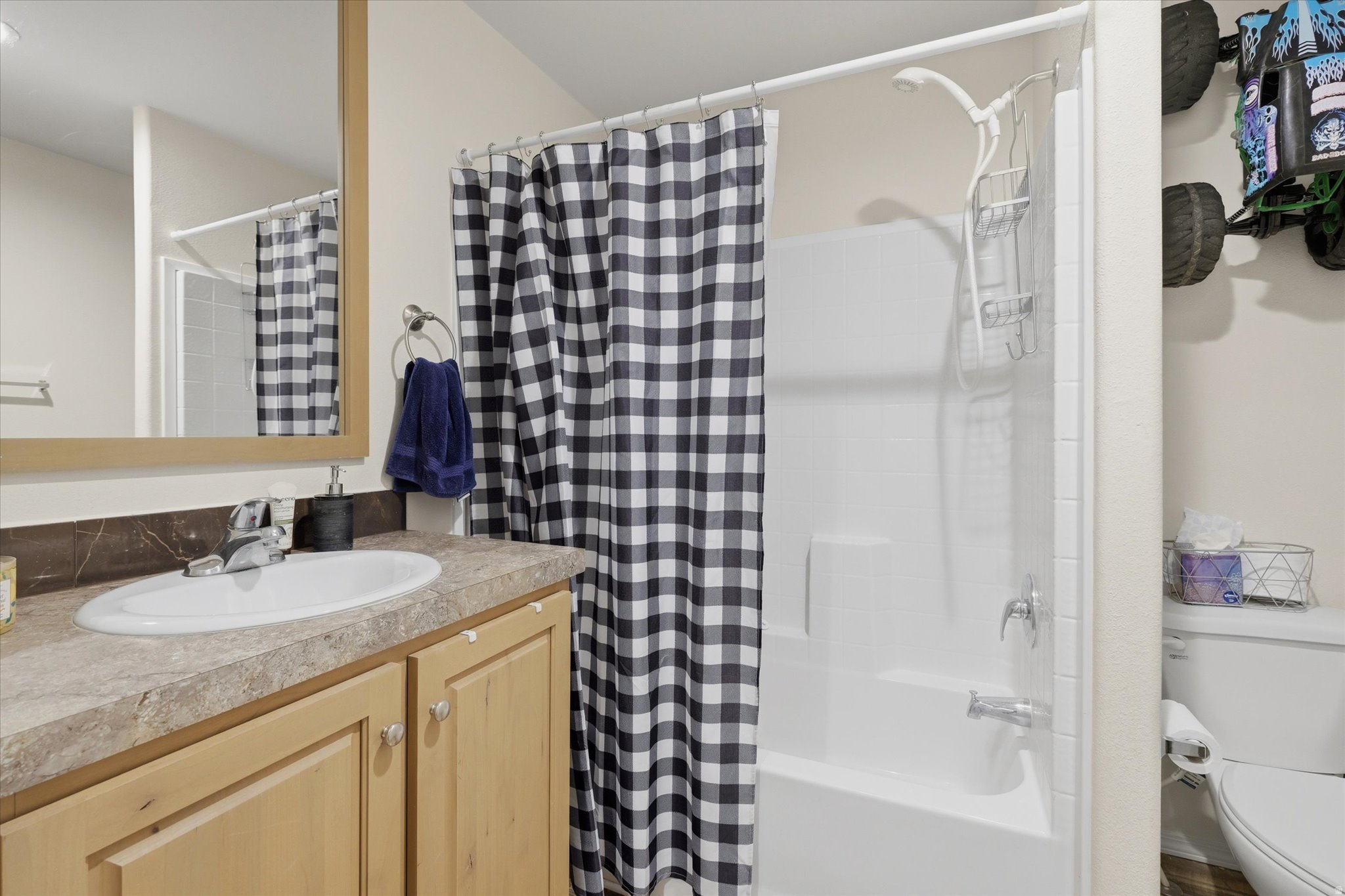 PLYMOUTH ACRES - Residential
