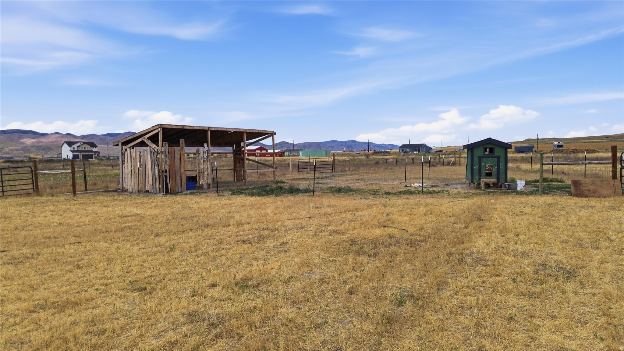 PLYMOUTH ACRES - Residential