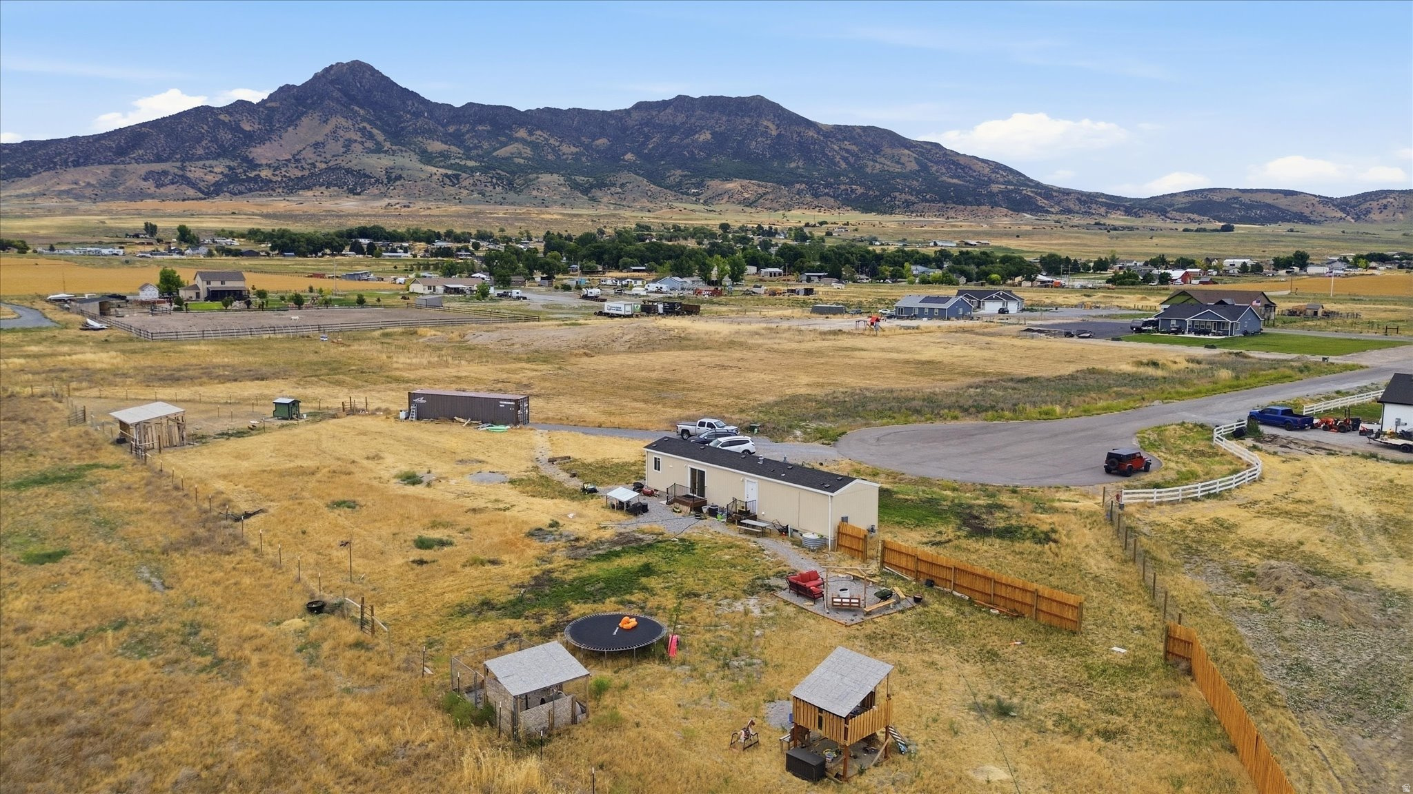 PLYMOUTH ACRES - Residential