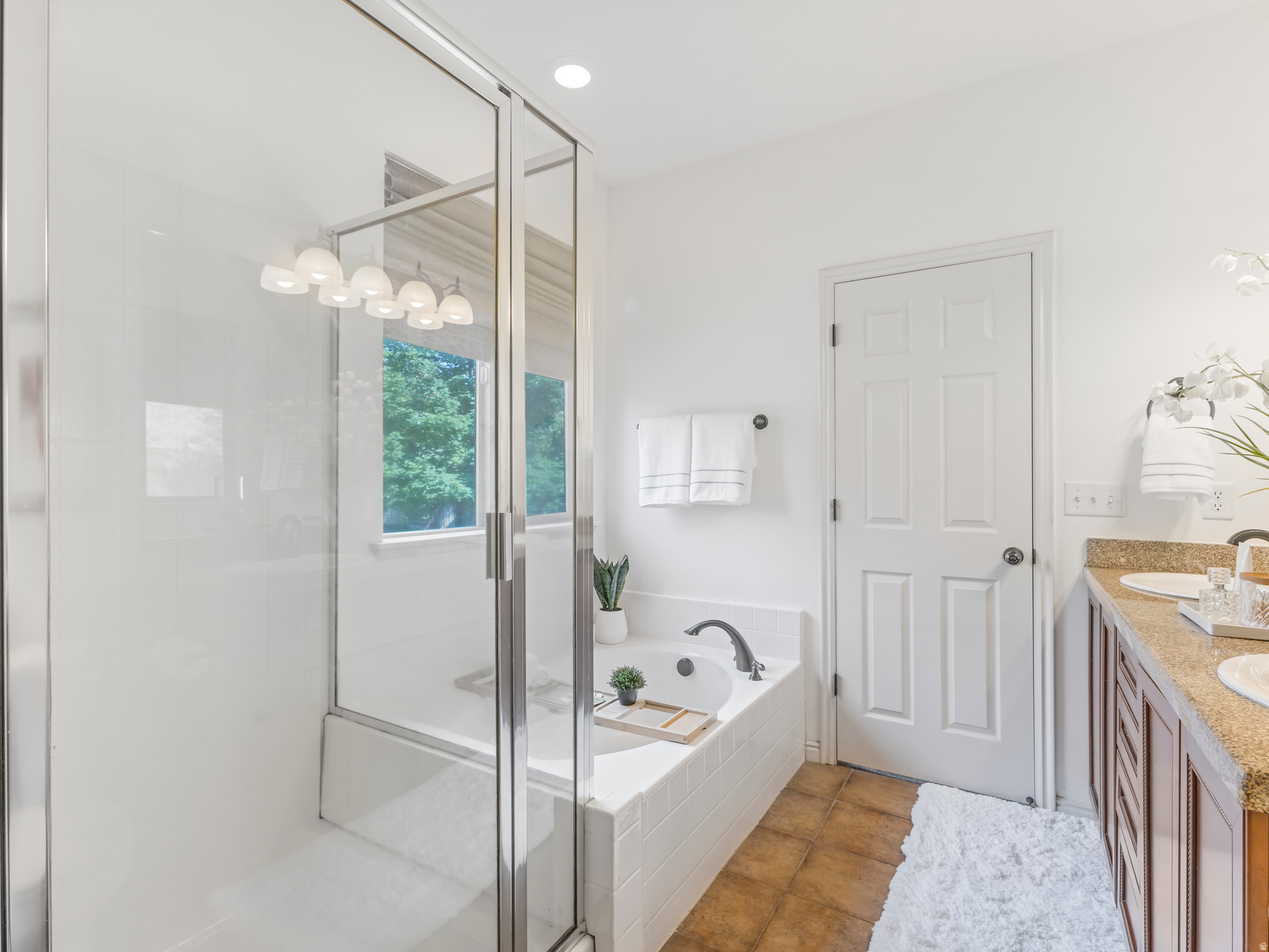 EAGLE CREST/SUNCREST - Residential