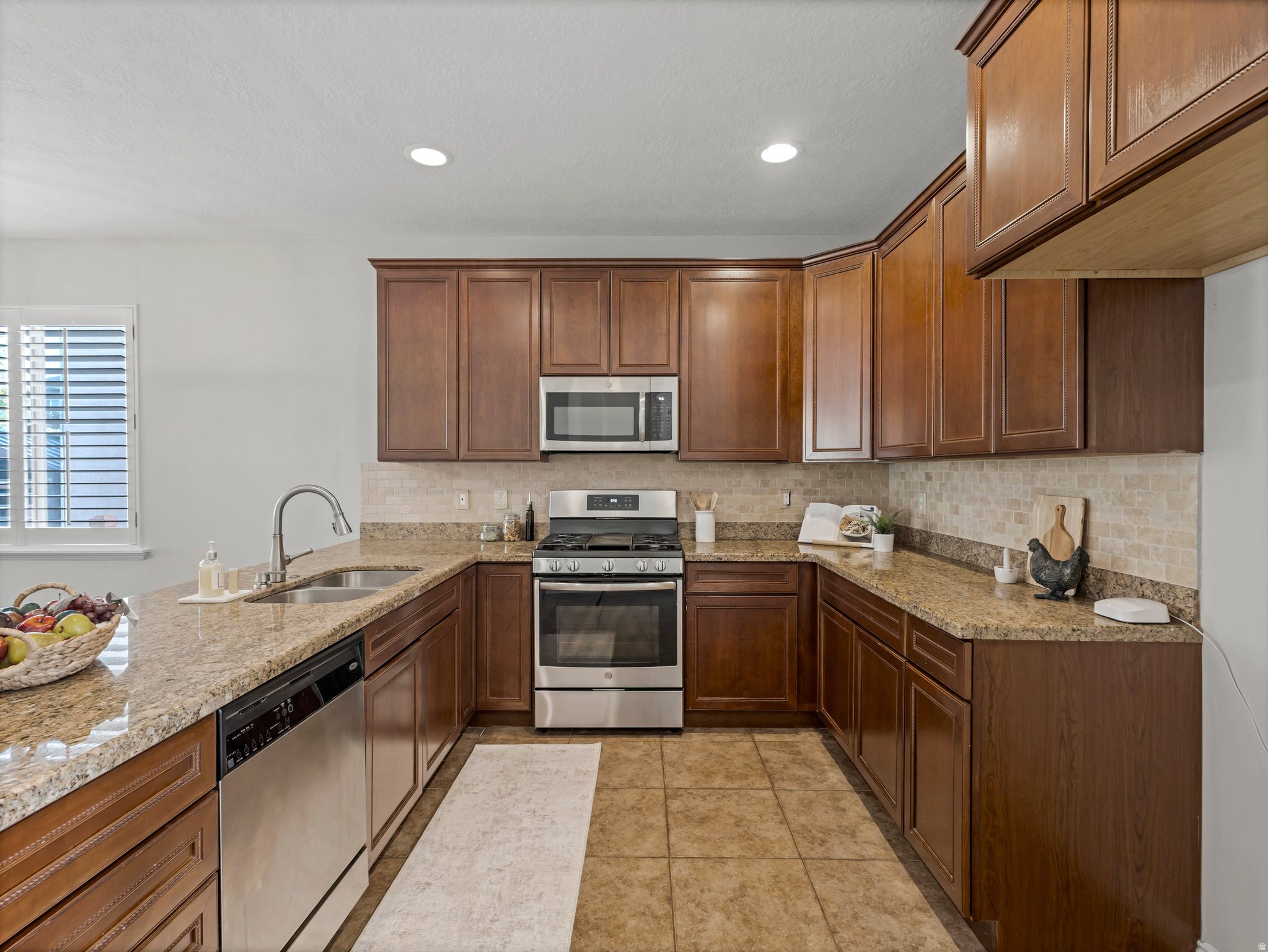 EAGLE CREST/SUNCREST - Residential