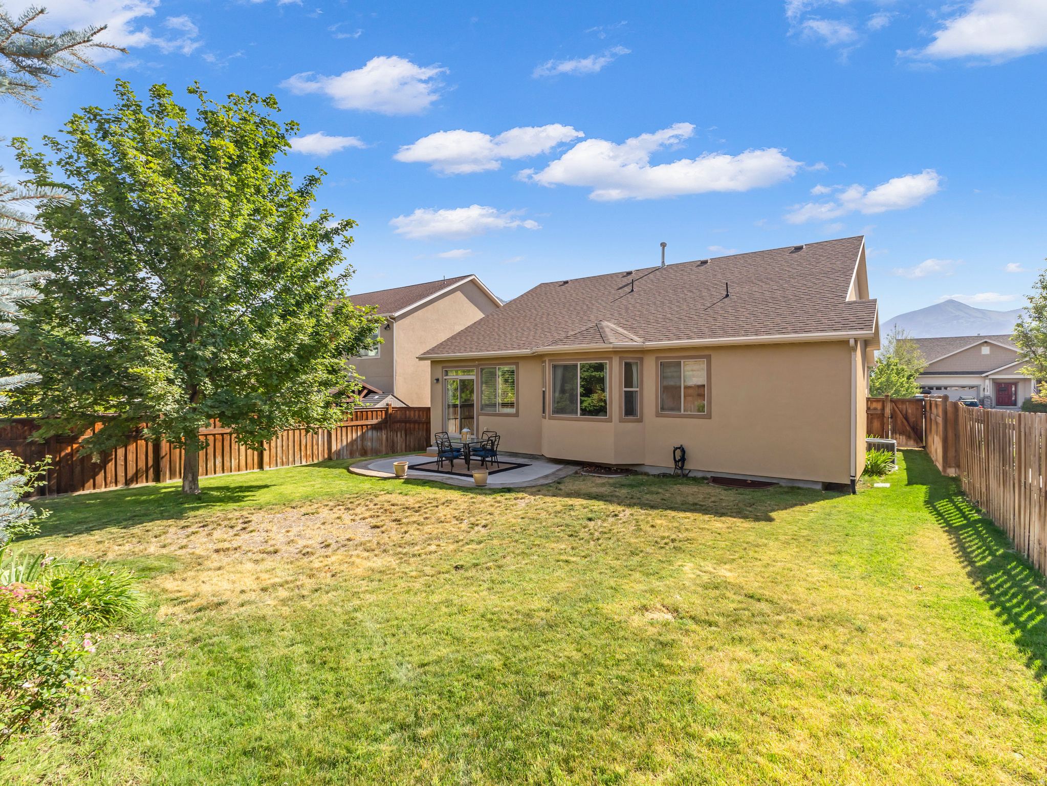 EAGLE CREST/SUNCREST - Residential