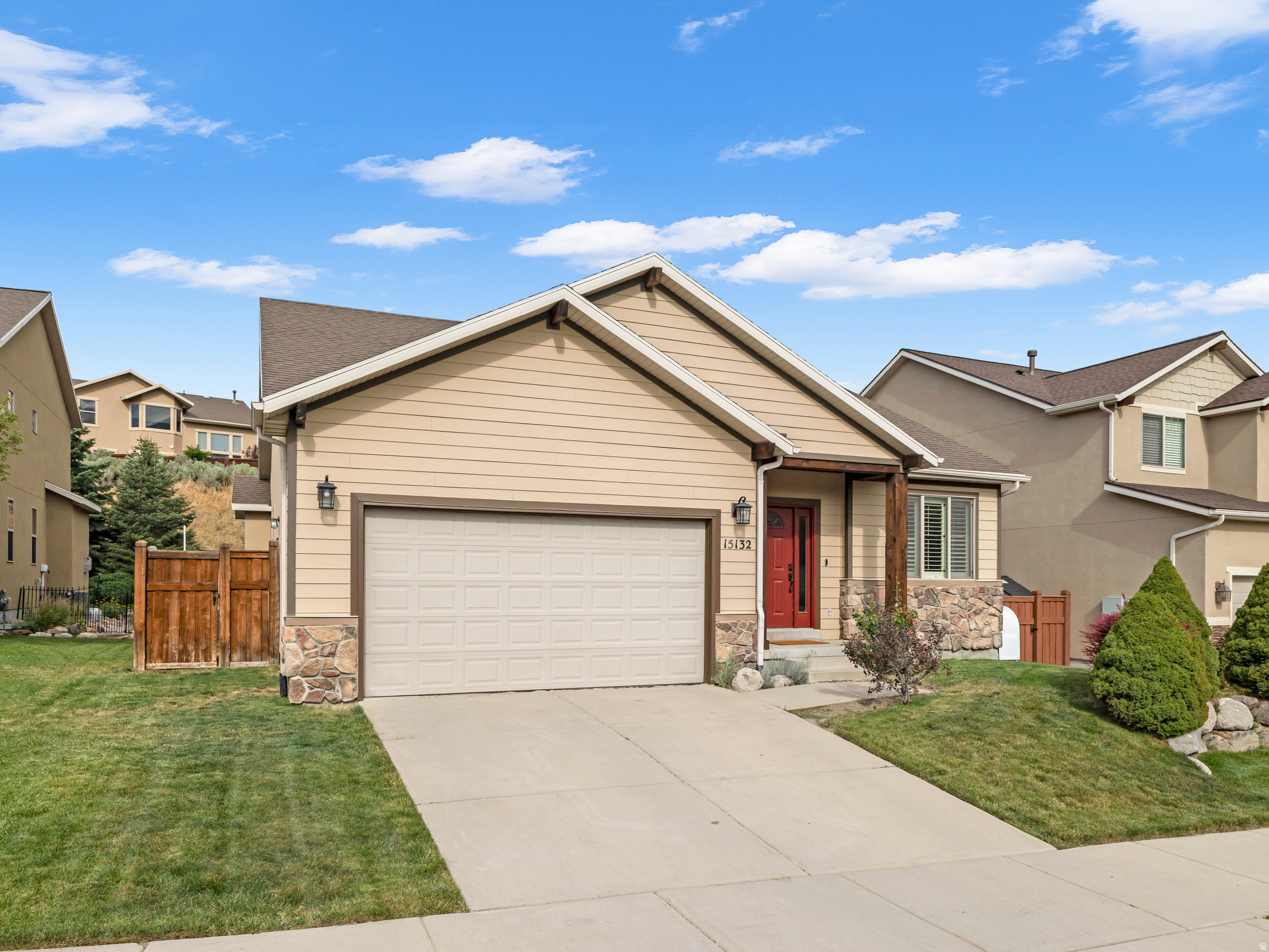 EAGLE CREST/SUNCREST - Residential