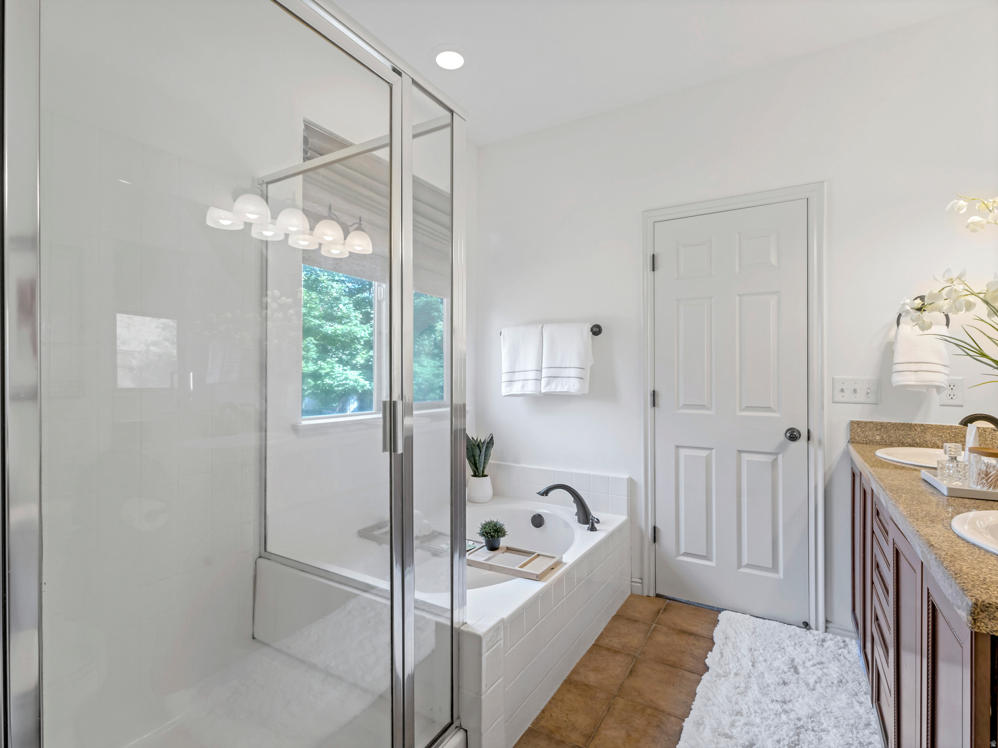EAGLE CREST/SUNCREST - Residential