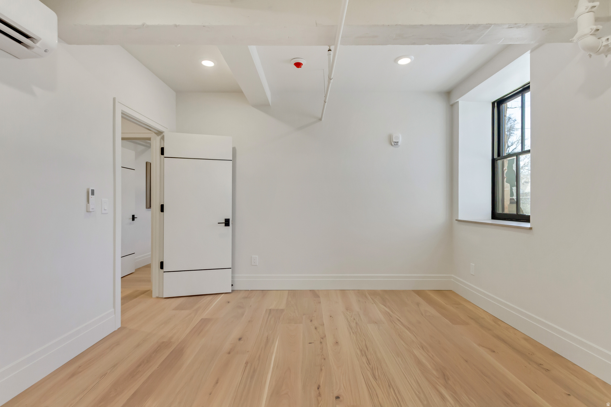 TELEGRAPH EXCHANGE - Residential