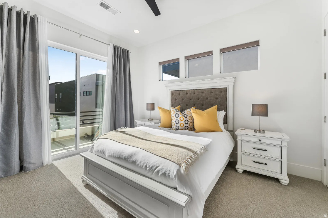 BLOOMINGTON VACATION VILLAS PH 1 - Residential