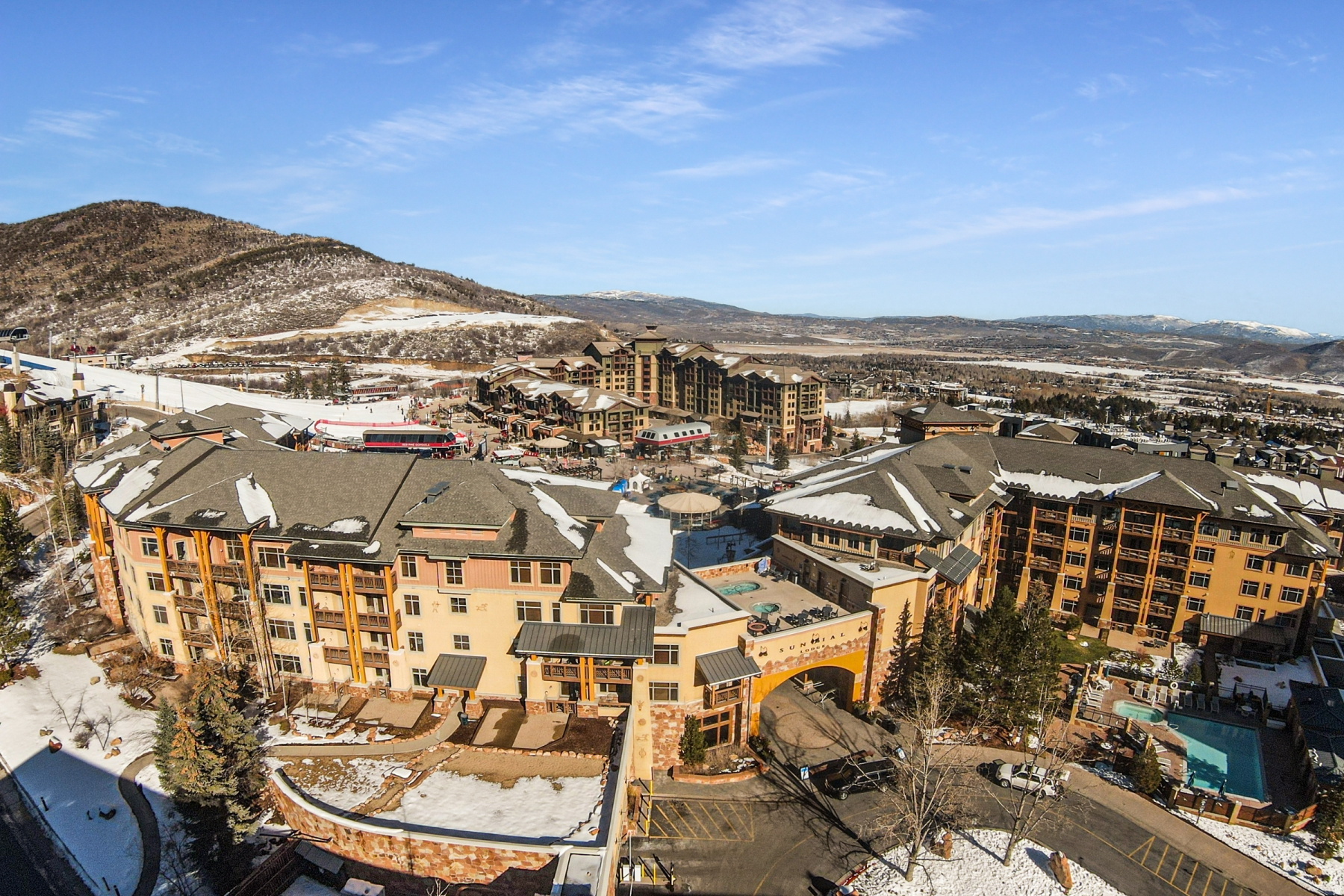 SUNDIAL LODGE - Residential