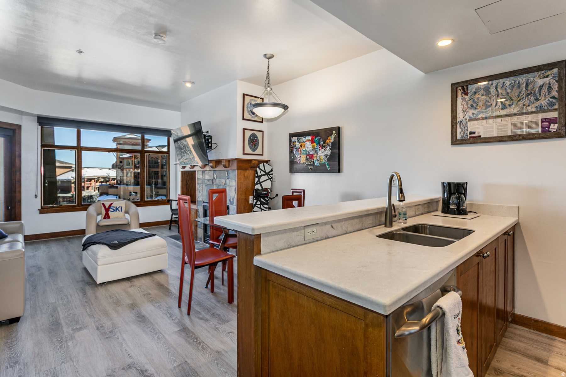 SUNDIAL LODGE - Residential