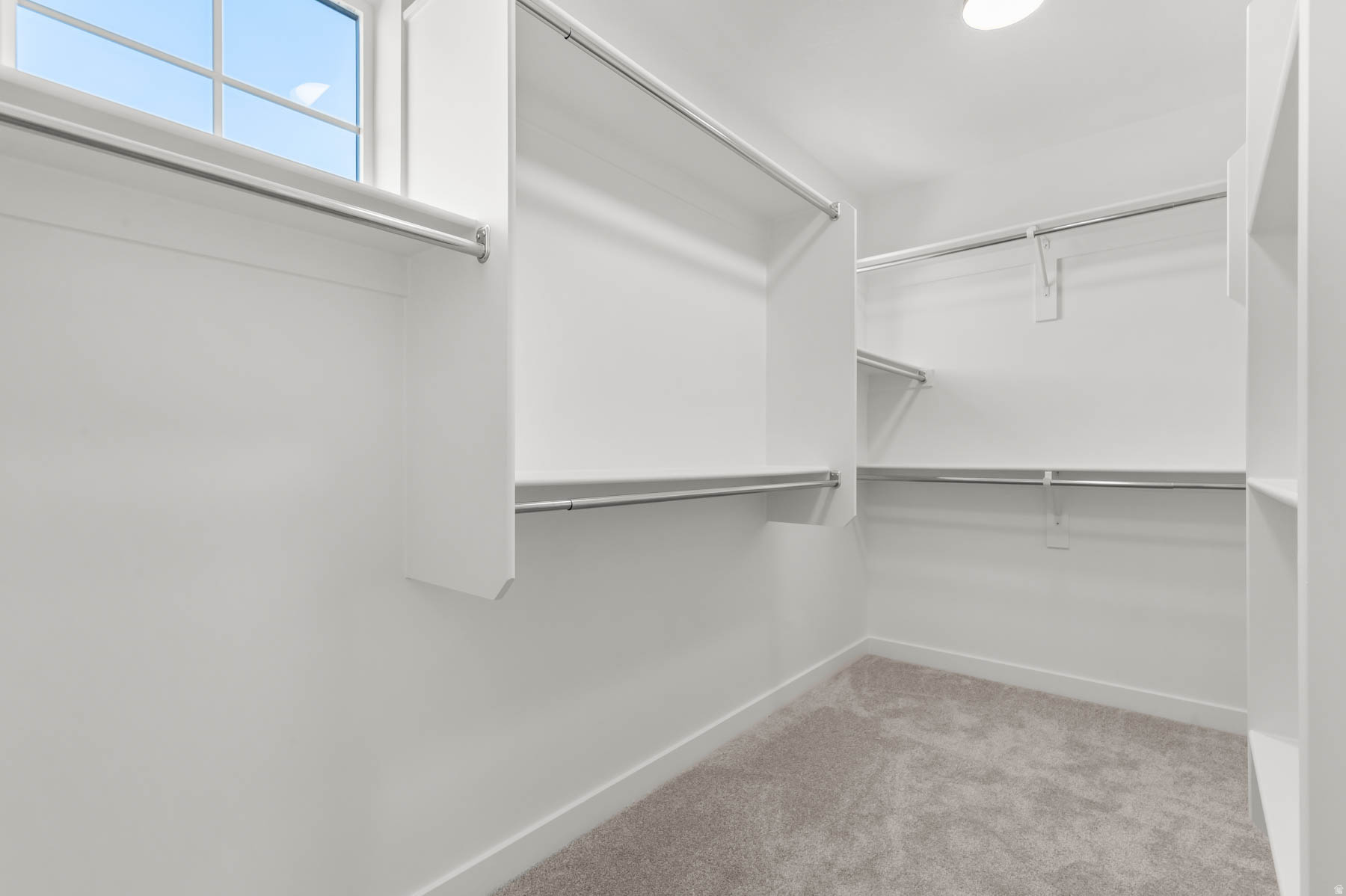 BROADVIEW SHORES 821 - Residential