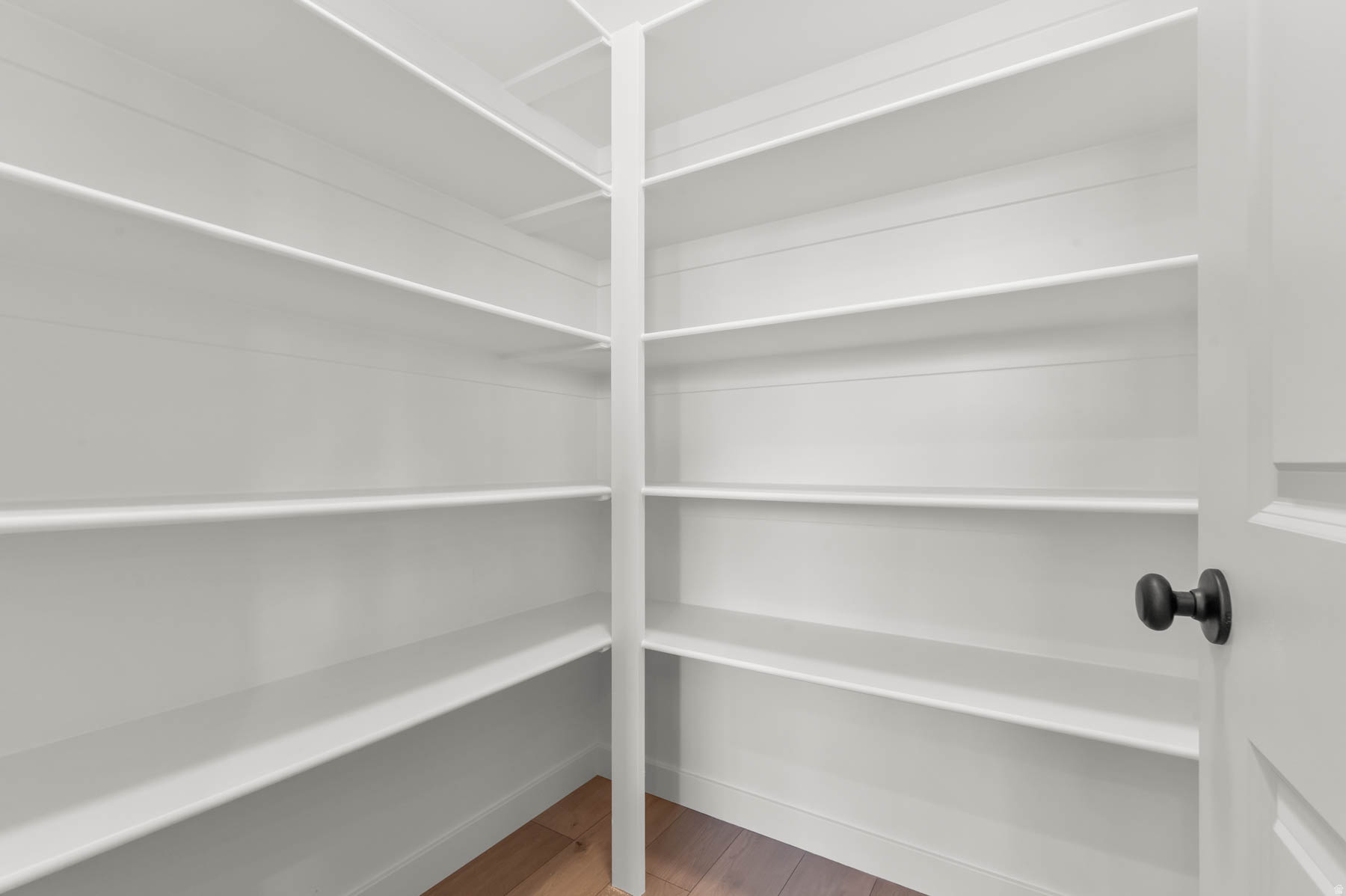 BROADVIEW SHORES 821 - Residential