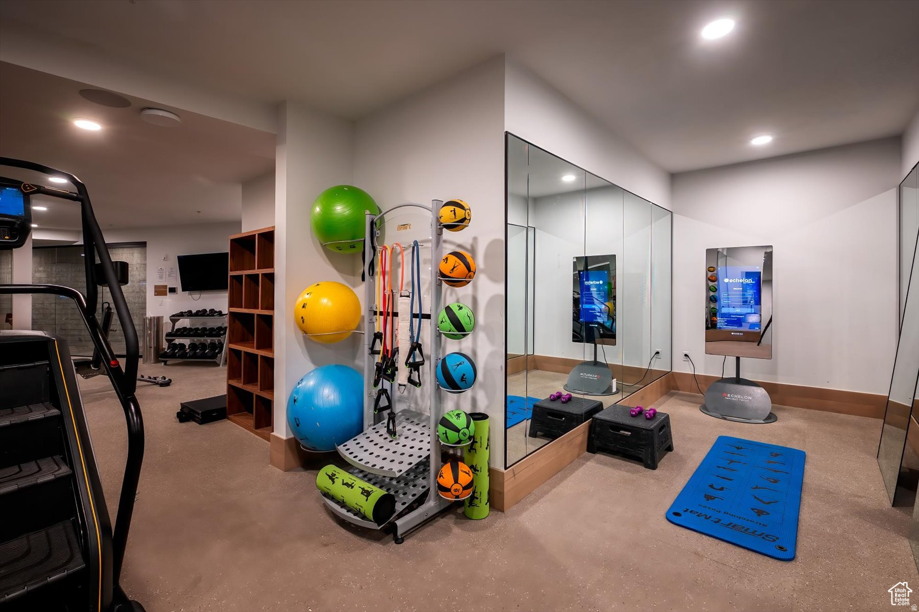 KINGS CROWN CONDOMINIUMS - Residential
