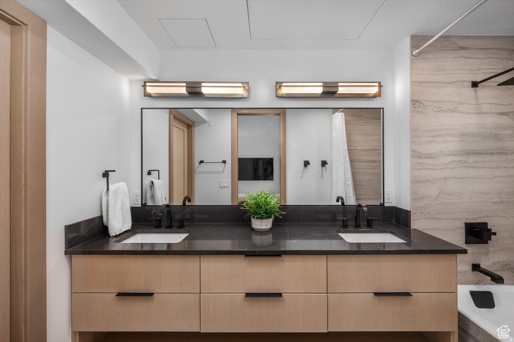 KINGS CROWN CONDOMINIUMS - Residential