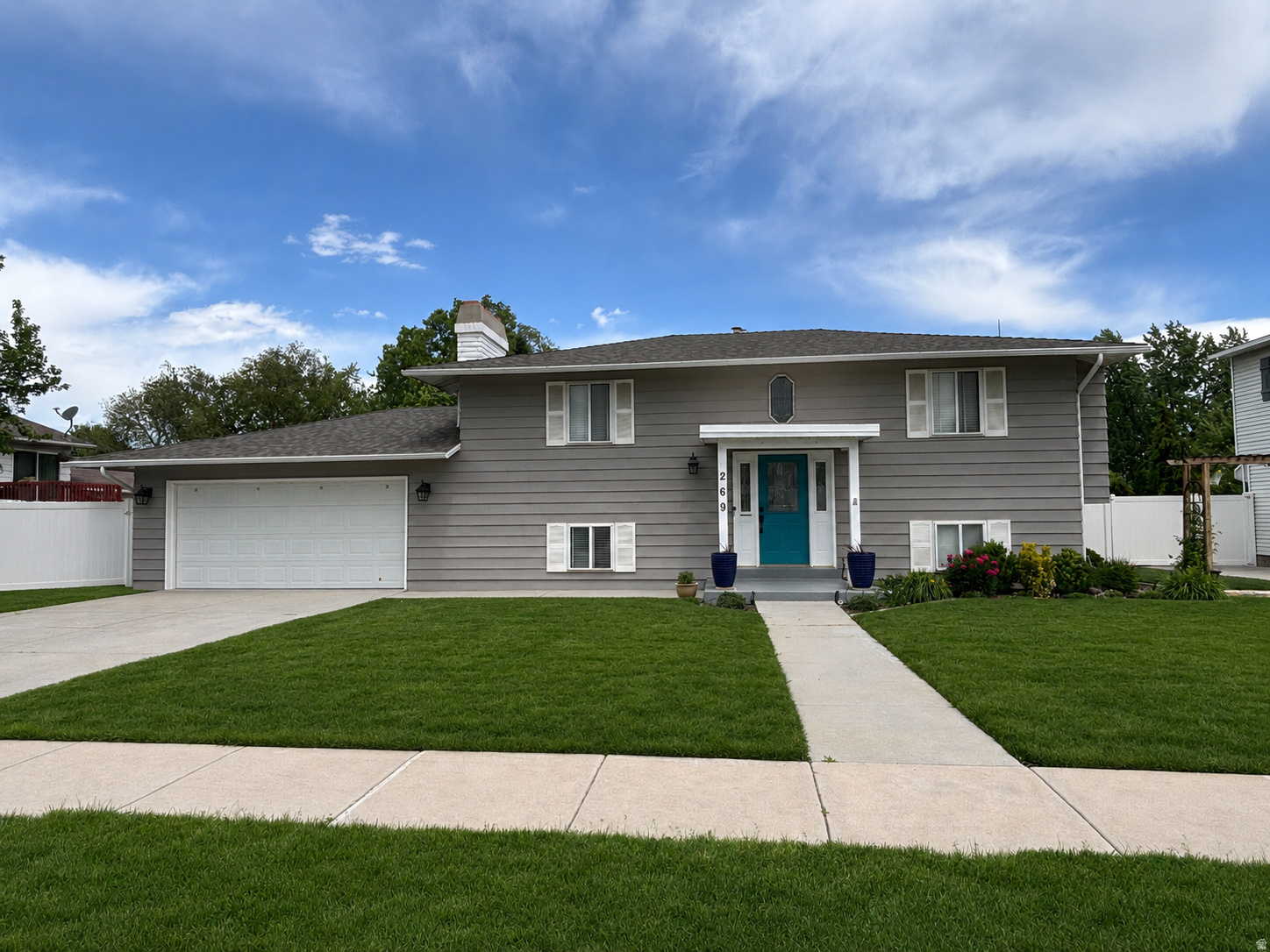 HERITAGE VILLAGE - Residential