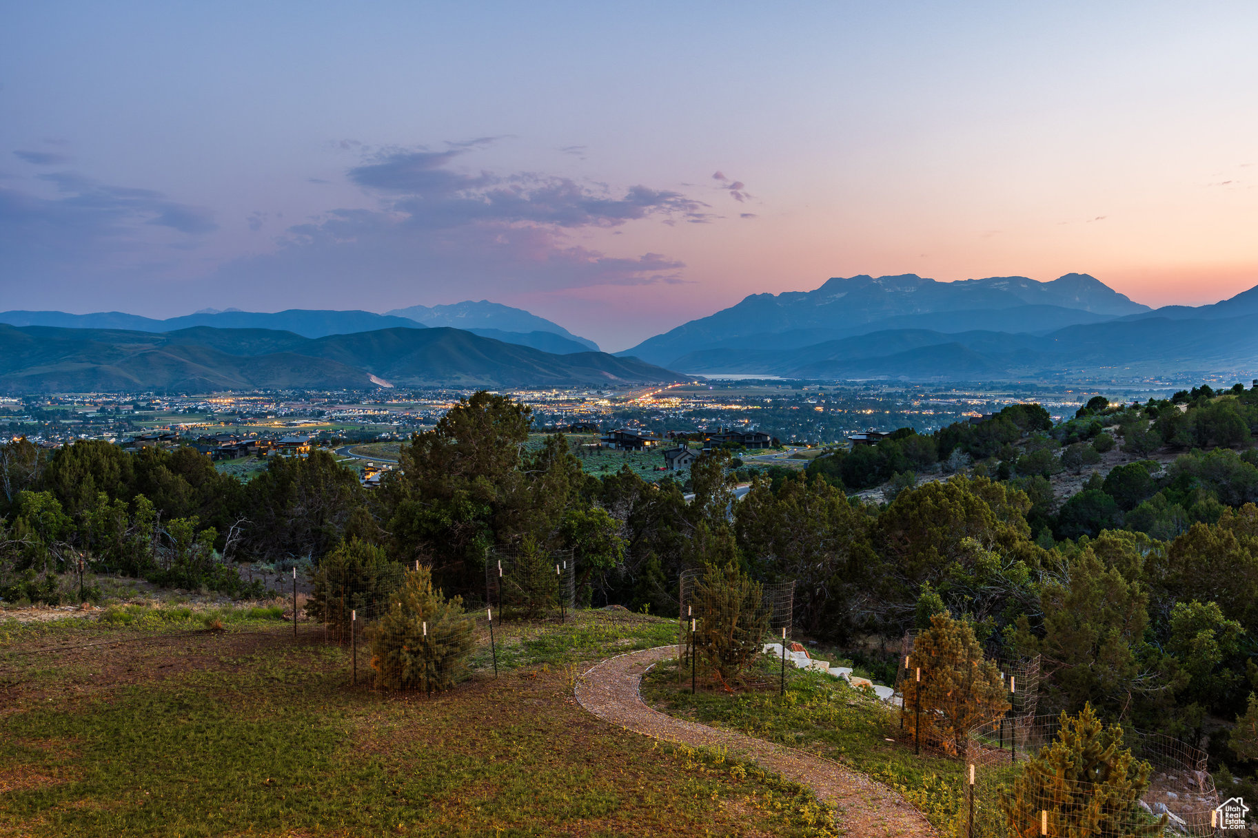 RED LEDGES - Residential