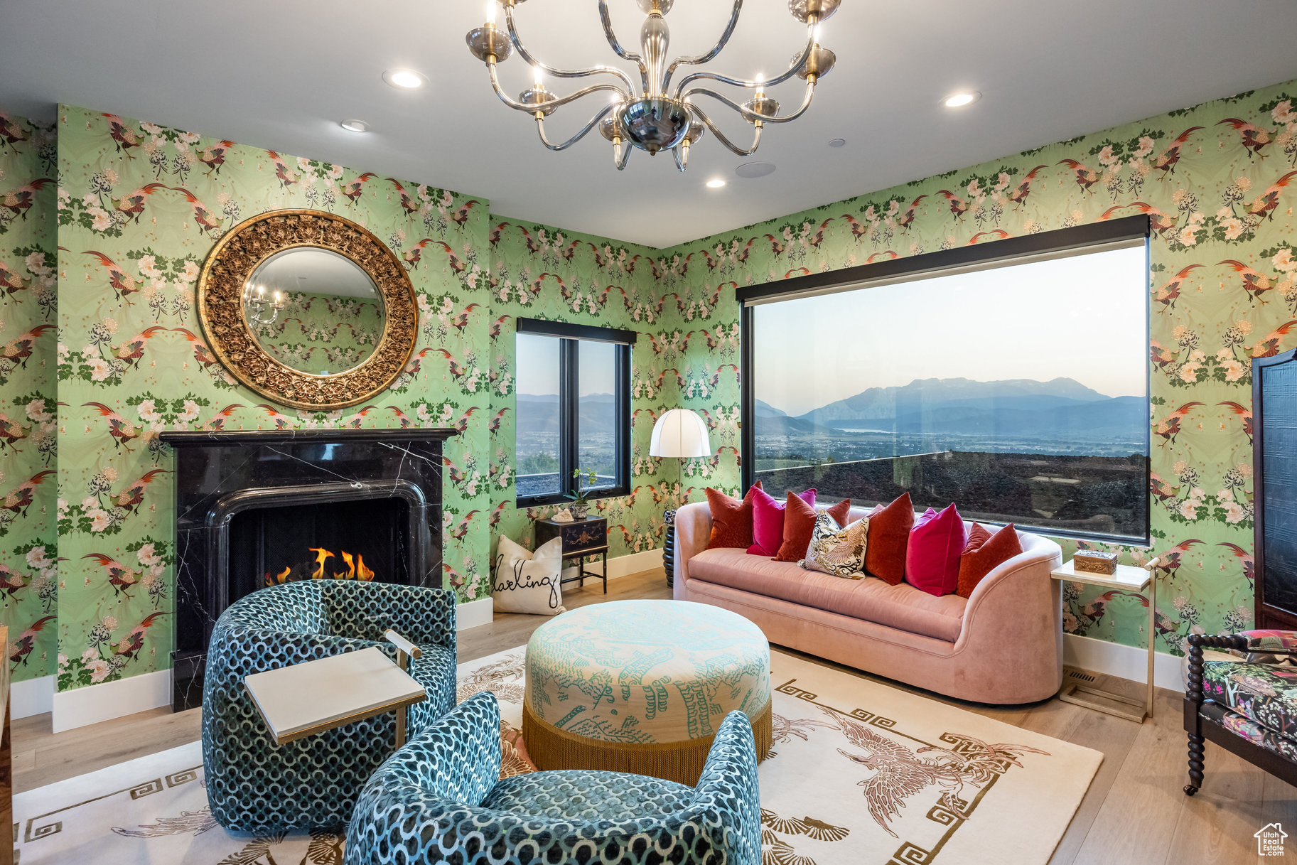 RED LEDGES - Residential